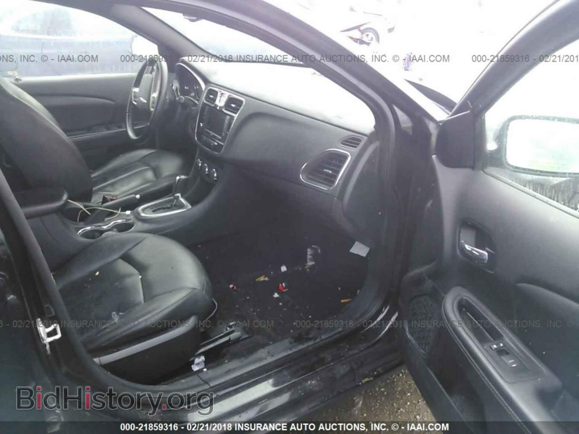 2012 Chrysler 200 - VIN: 1C3CCBCB6CN217674 - Photo 5