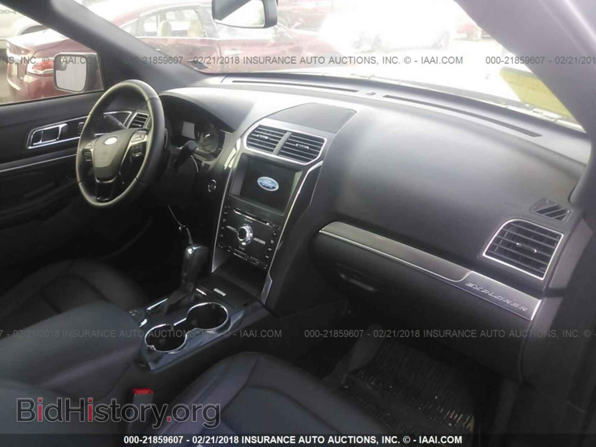 2017 Ford Explorer - VIN: 1FM5K8GT3HGC05888 - Photo 5