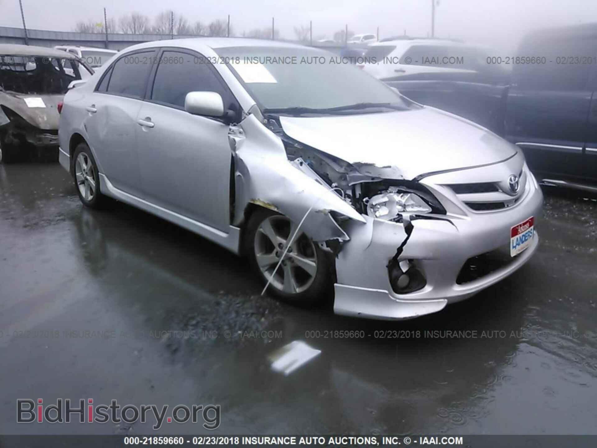 Photo 2T1BU4EE7BC670775 - Toyota Corolla 2011