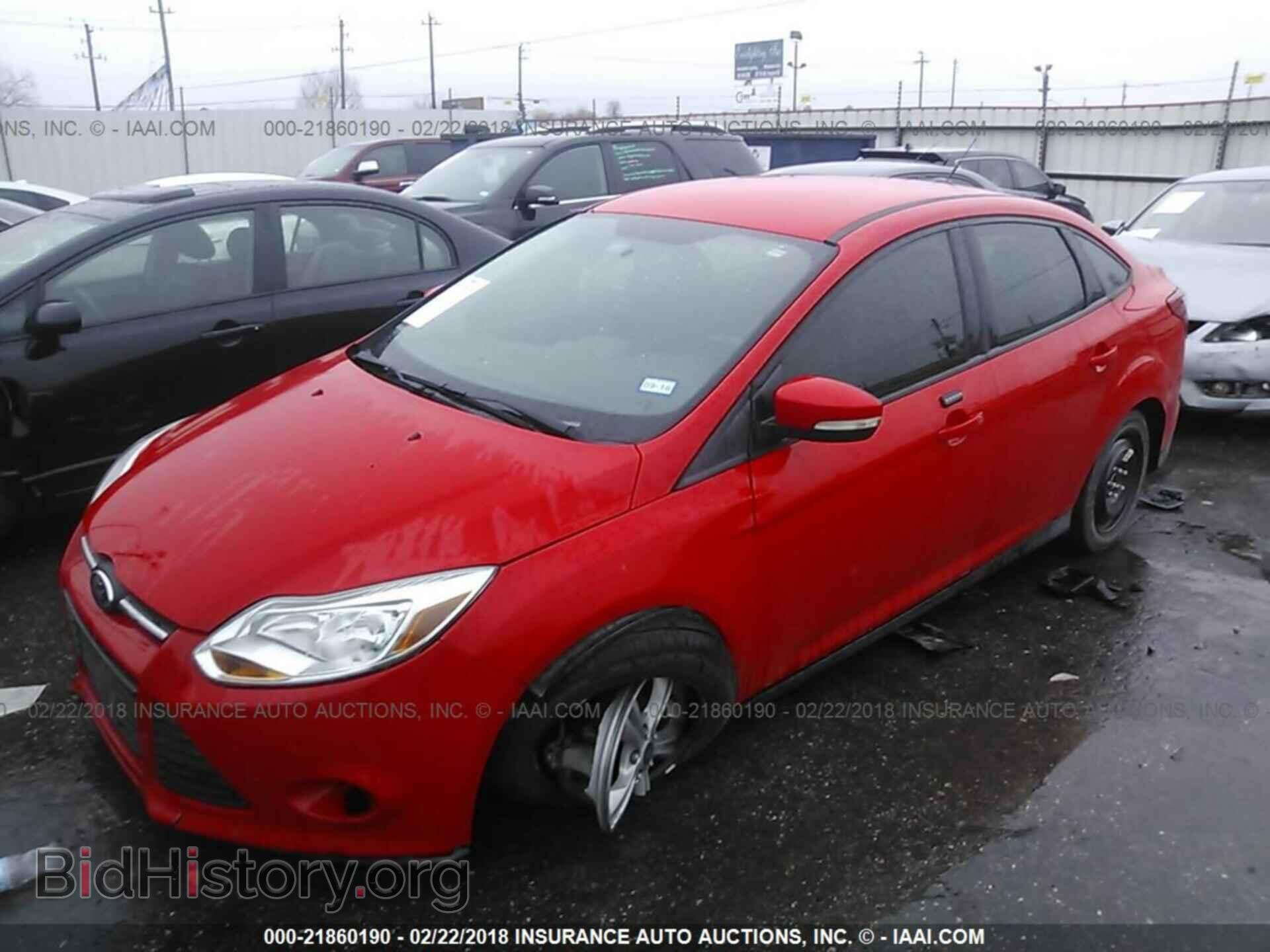 2014 Ford Focus - VIN: 1FADP3F2XEL281193 - Photo 2