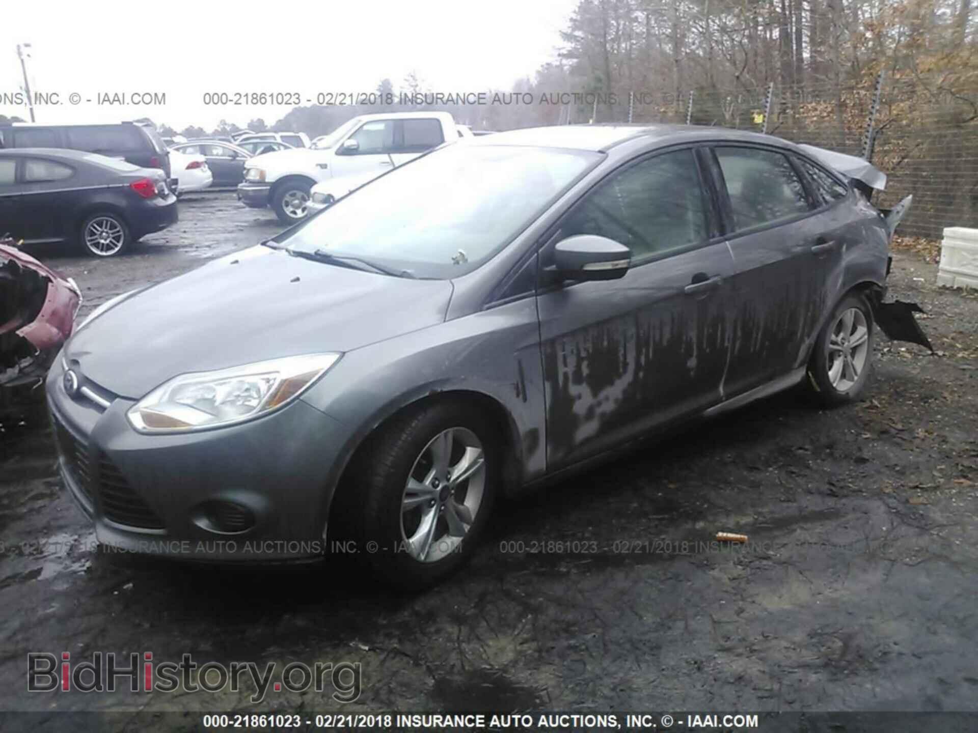 2014 Ford Focus - VIN: 1FADP3F2XEL204498 - Фото 2
