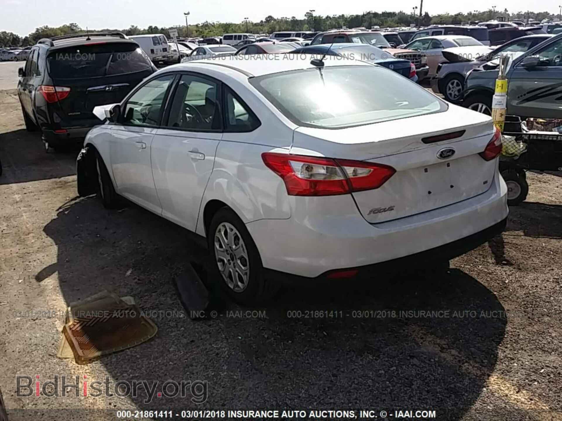 2012 Ford Focus - VIN: 1FAHP3F27CL232080 - Фото 3