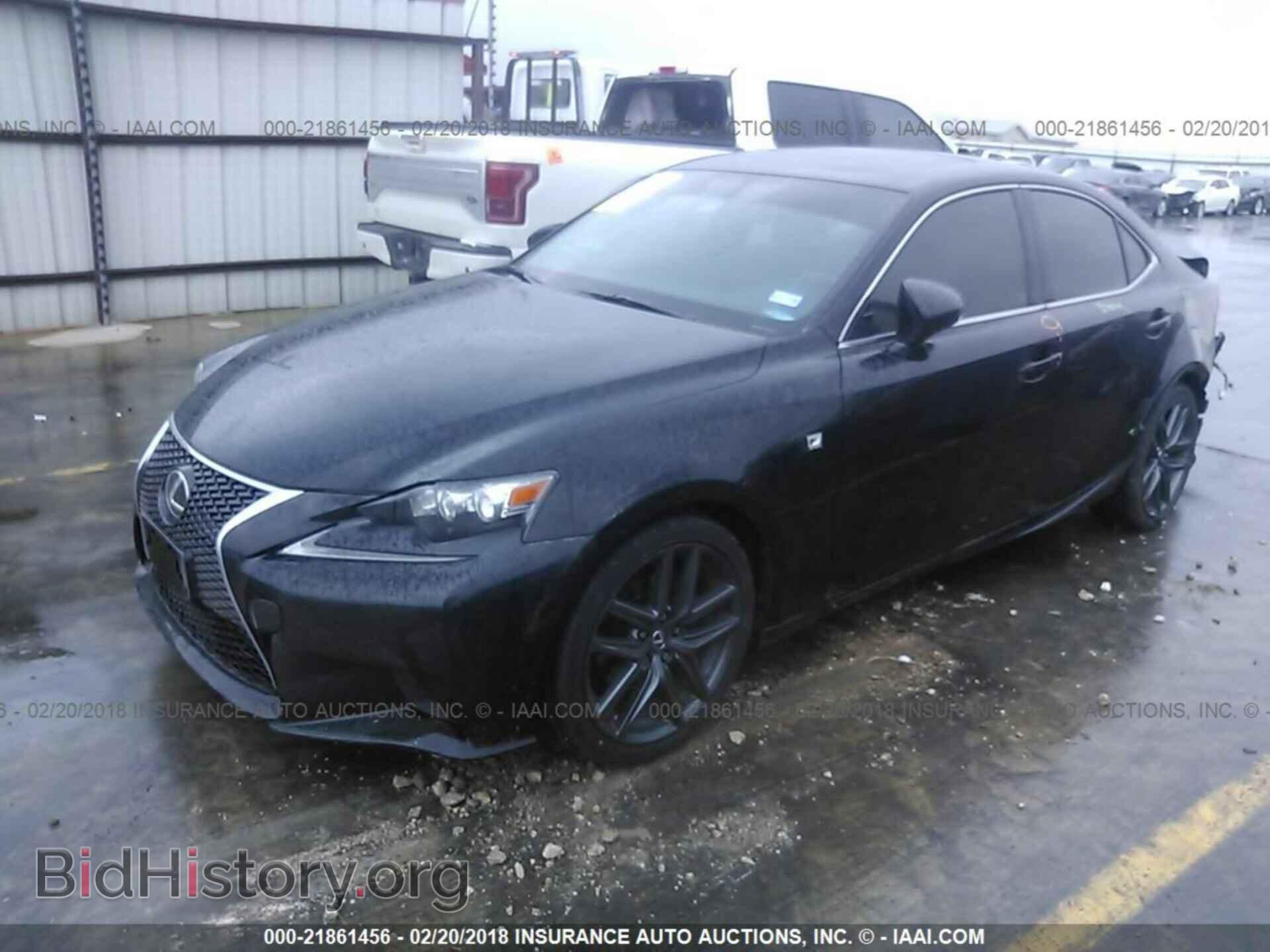 2014 Lexus Is - VIN: JTHBF1D27E5015337 - Photo 2