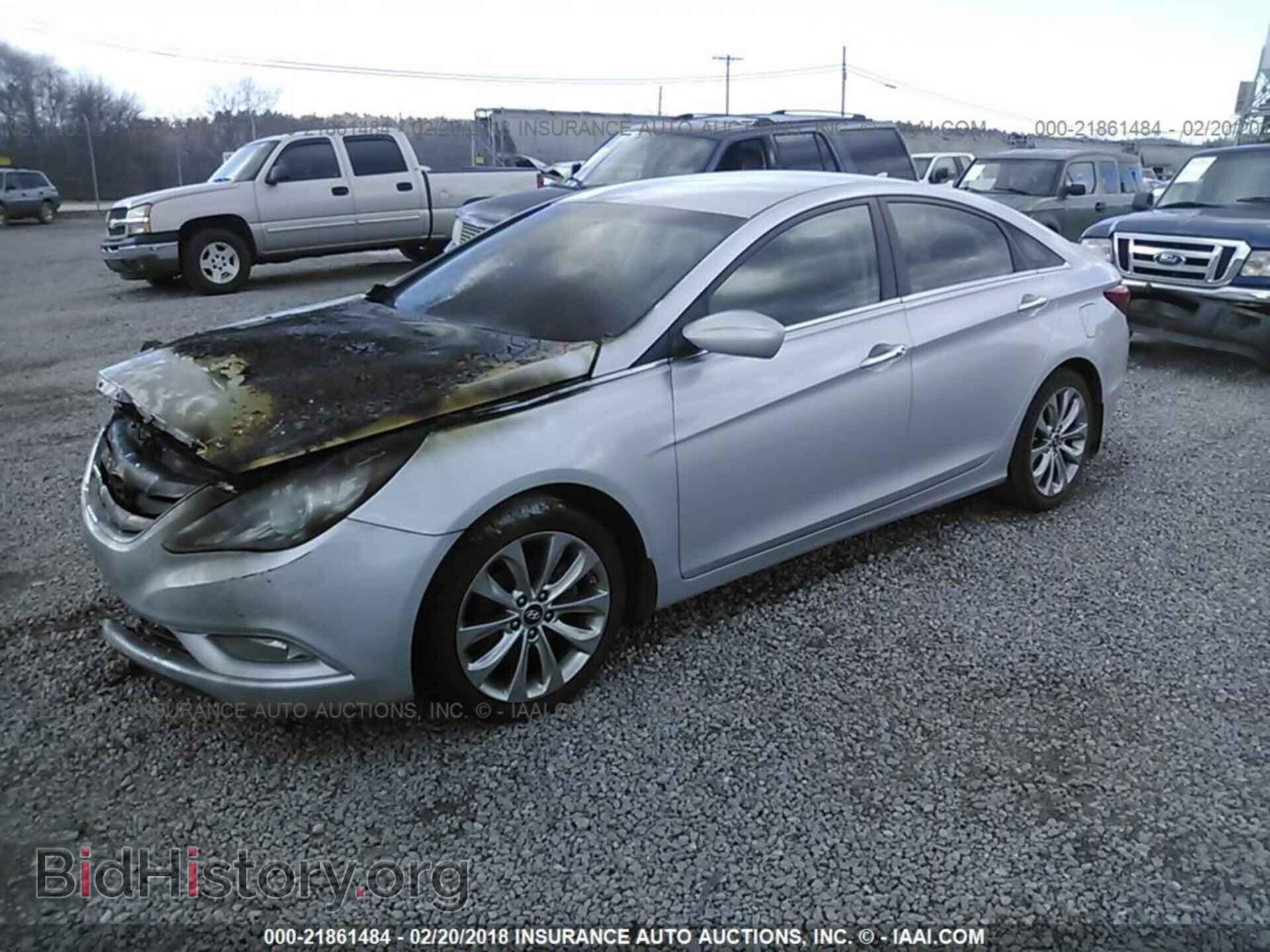 2012 Hyundai Sonata - VIN: 5NPEC4ACXCH423737 - Фото 2