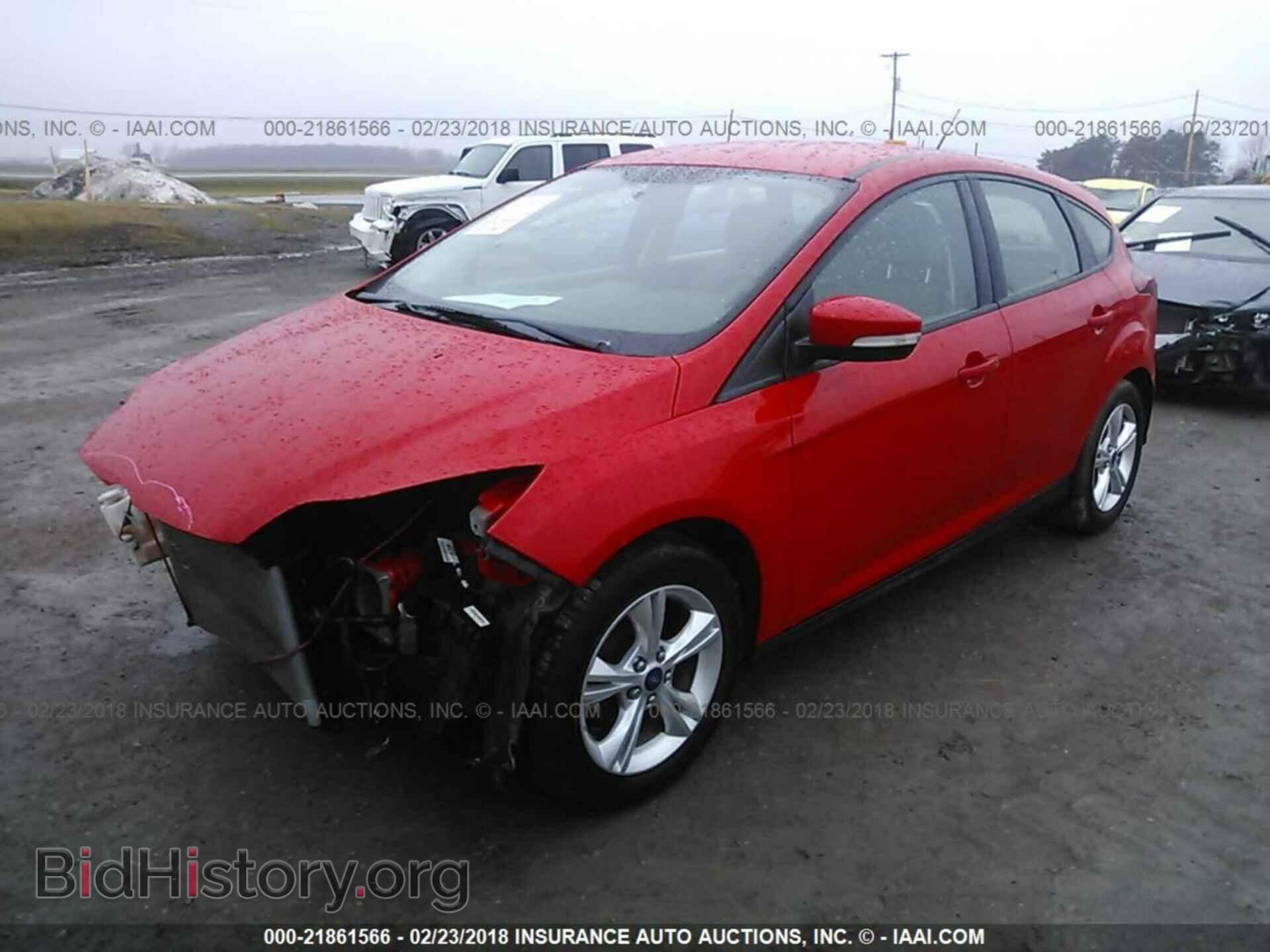 2013 Ford Focus - VIN: 1FADP3K23DL248170 - Фото 2