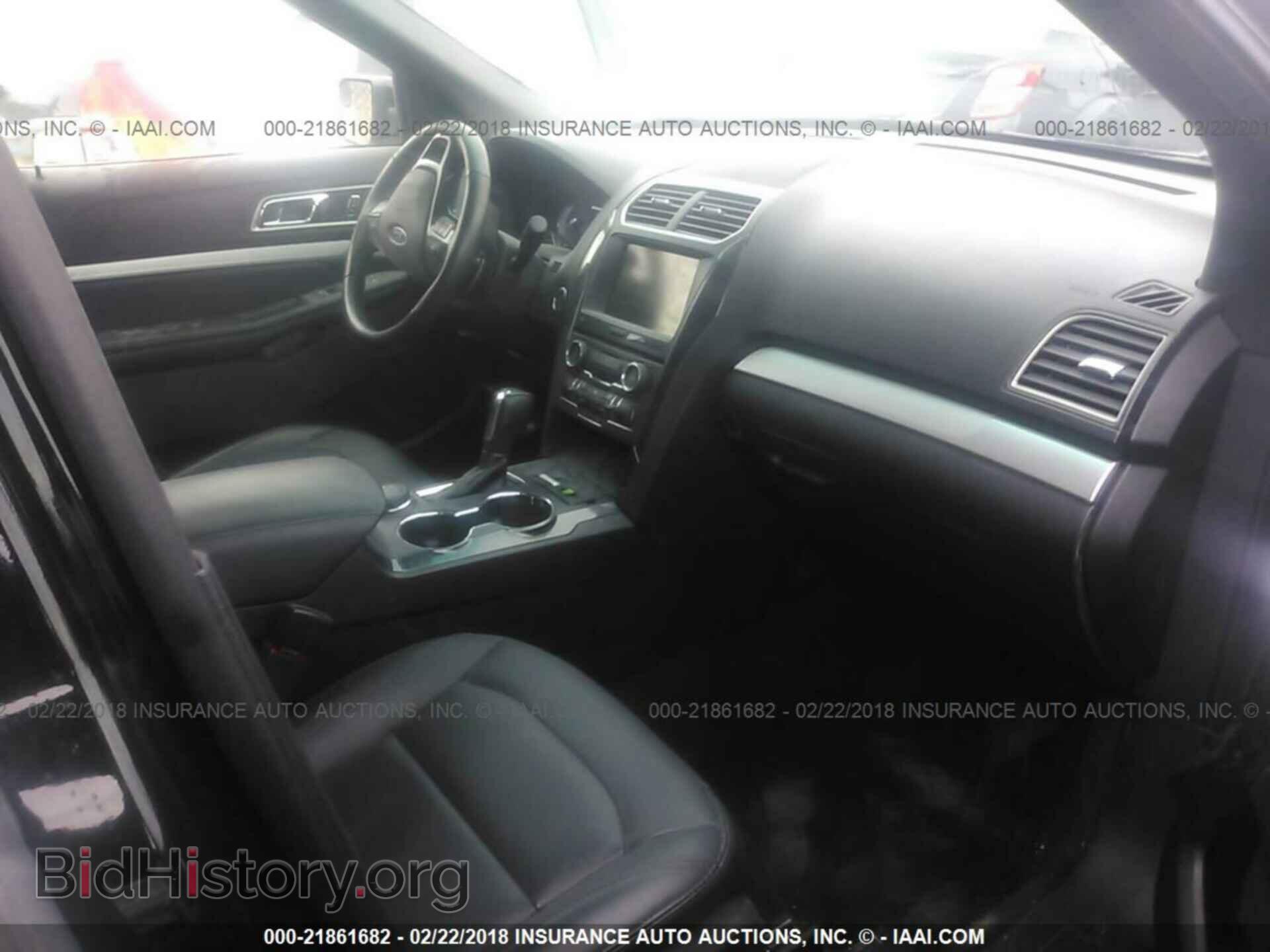 2016 Ford Explorer - VIN: 1FM5K8D85GGC95382 - Photo 5