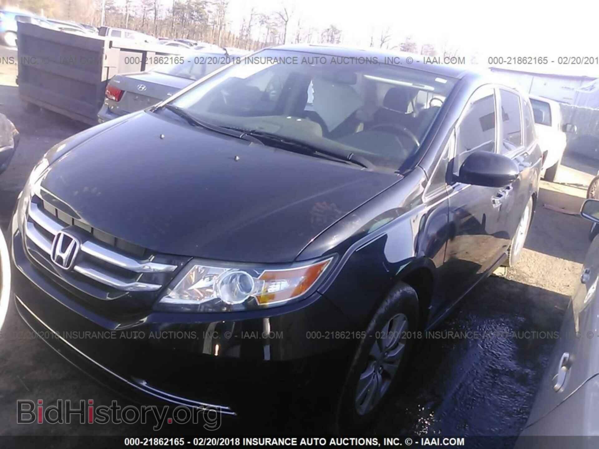 2014 Honda Odyssey - VIN: 5FNRL5H60EB105909 - Фото 2