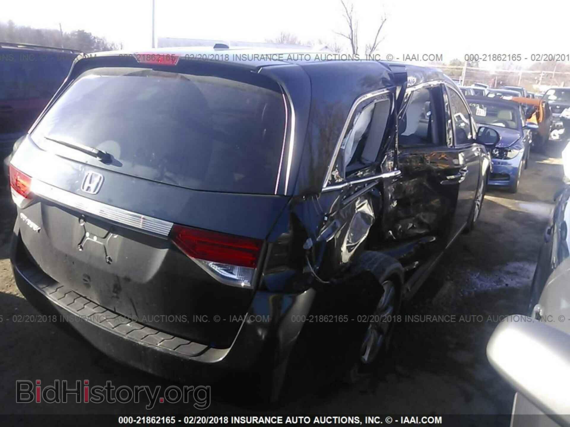 2014 Honda Odyssey - VIN: 5FNRL5H60EB105909 - Фото 4