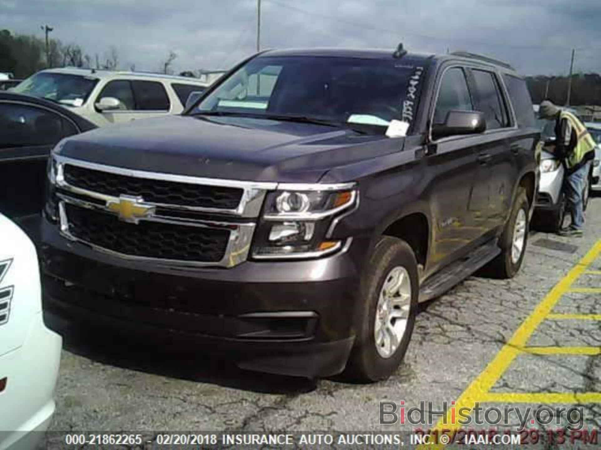 Photo 1GNSKBKC1JR101249 - Chevrolet Tahoe 2018