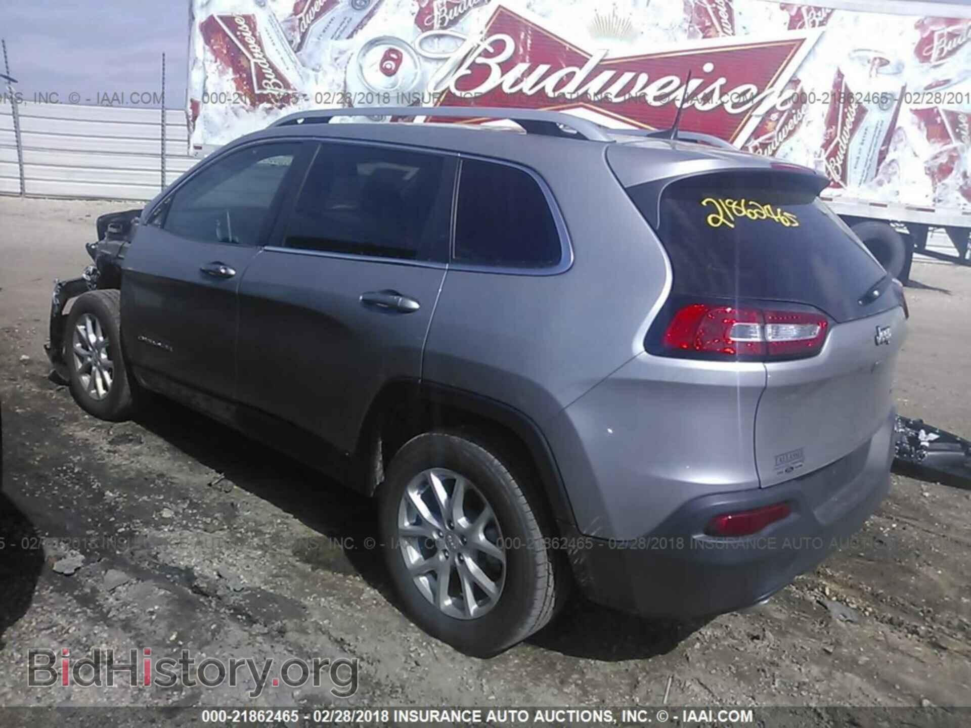 2018 Jeep Cherokee - VIN: 1C4PJLLB2JD540521 - Фото 3