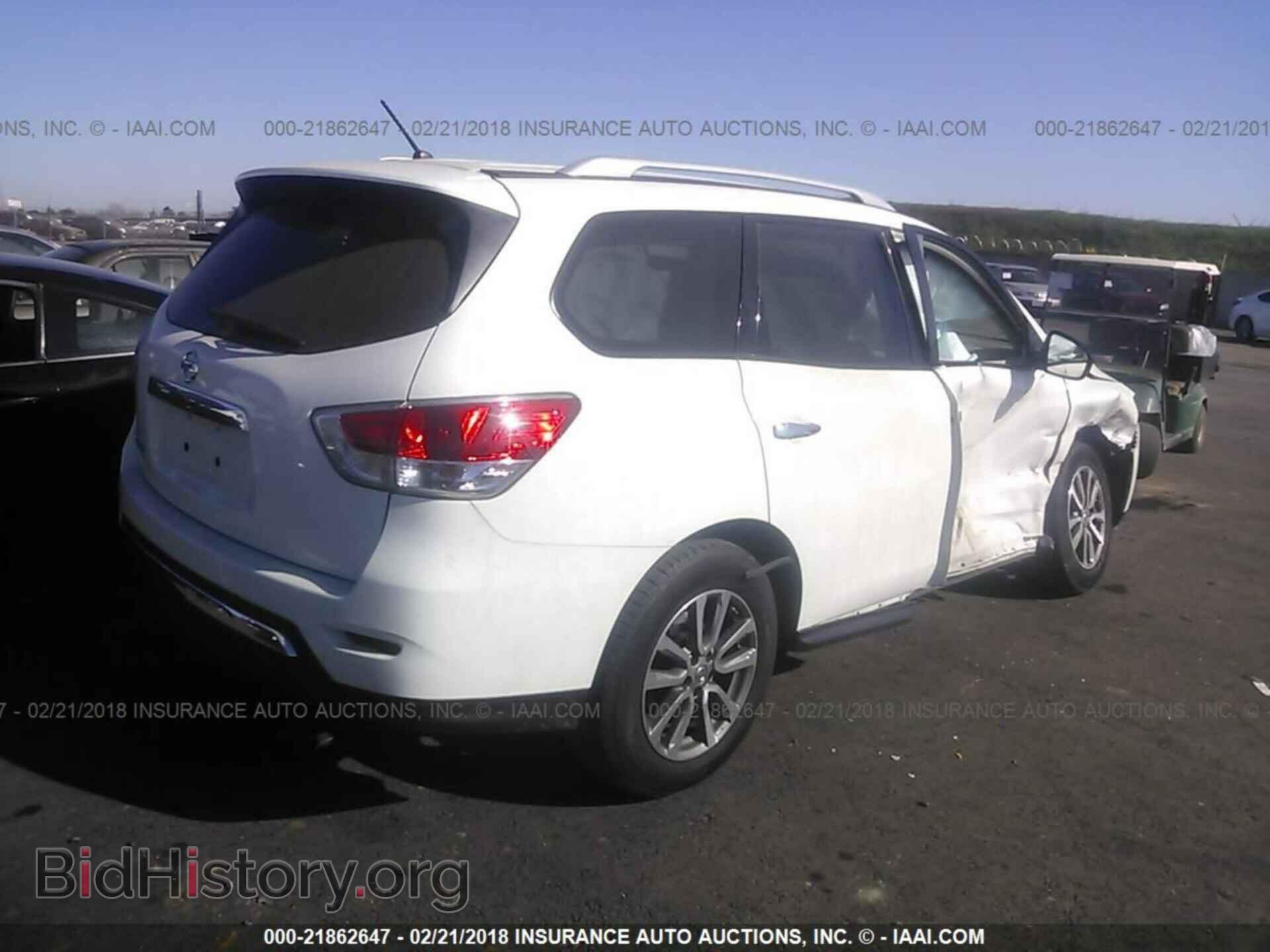 2015 Nissan Pathfinder - VIN: 5N1AR2MN3FC708449 - Фото 4