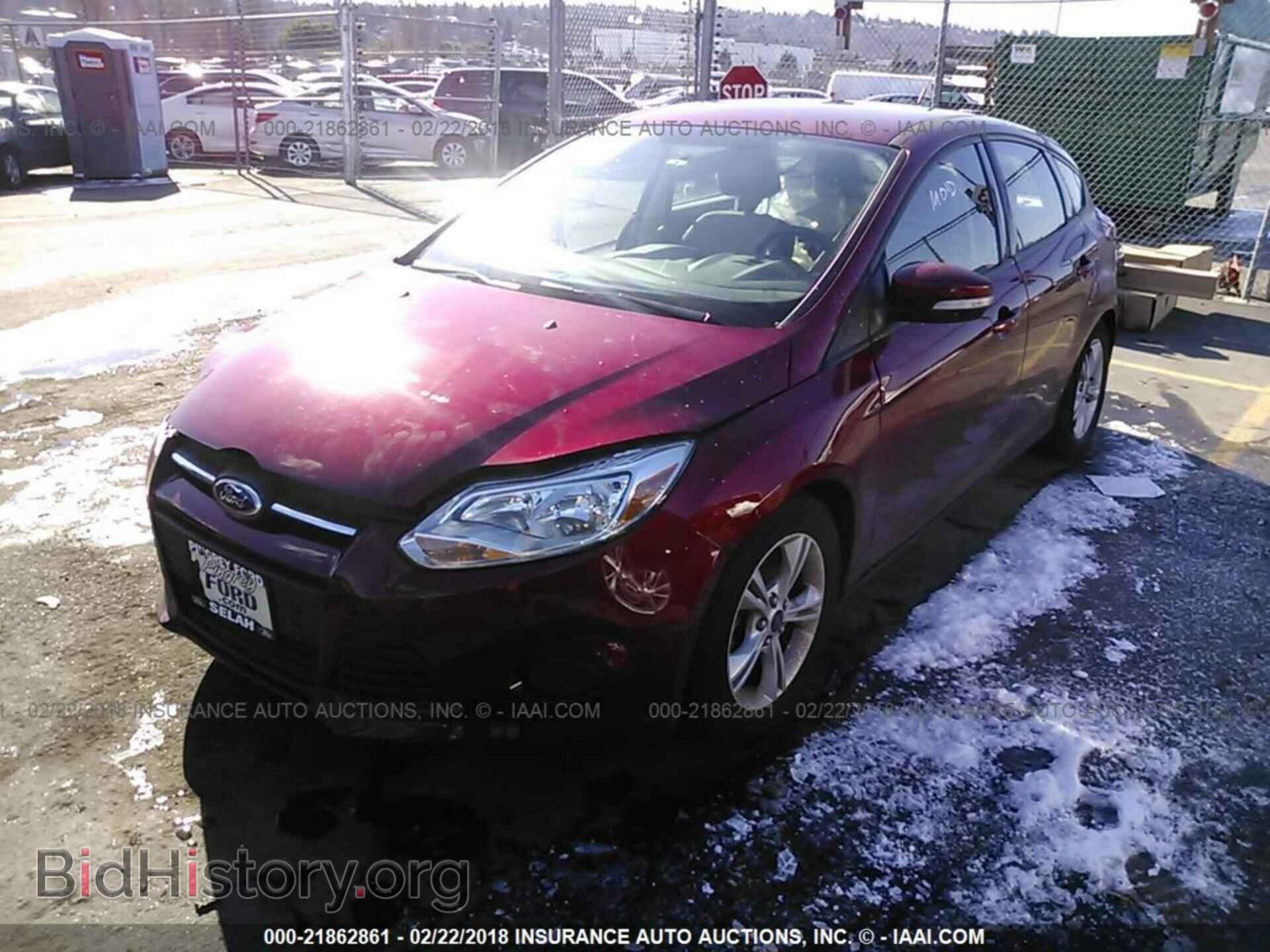 2014 Ford Focus - VIN: 1FADP3K20EL414243 - Фото 2