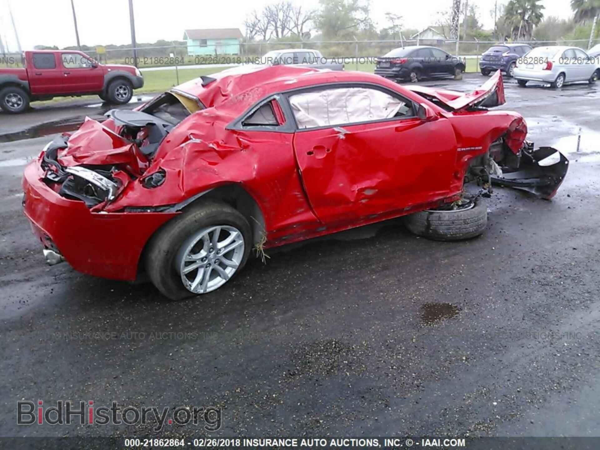 2015 Chevrolet Camaro - VIN: 2G1FB1E33F9173743 - Photo 4