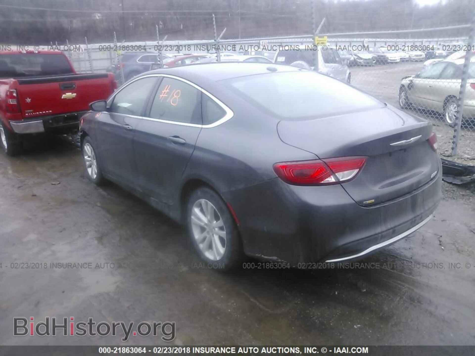 2015 Chrysler 200 - VIN: 1C3CCCAB1FN705203 - Photo 3