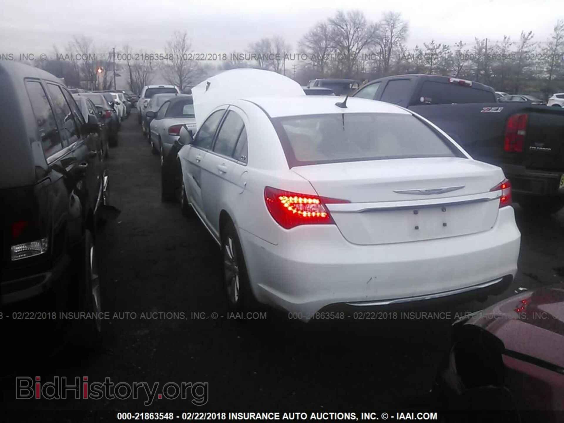 2013 Chrysler 200 - VIN: 1C3CCBBB1DN515178 - Photo 3