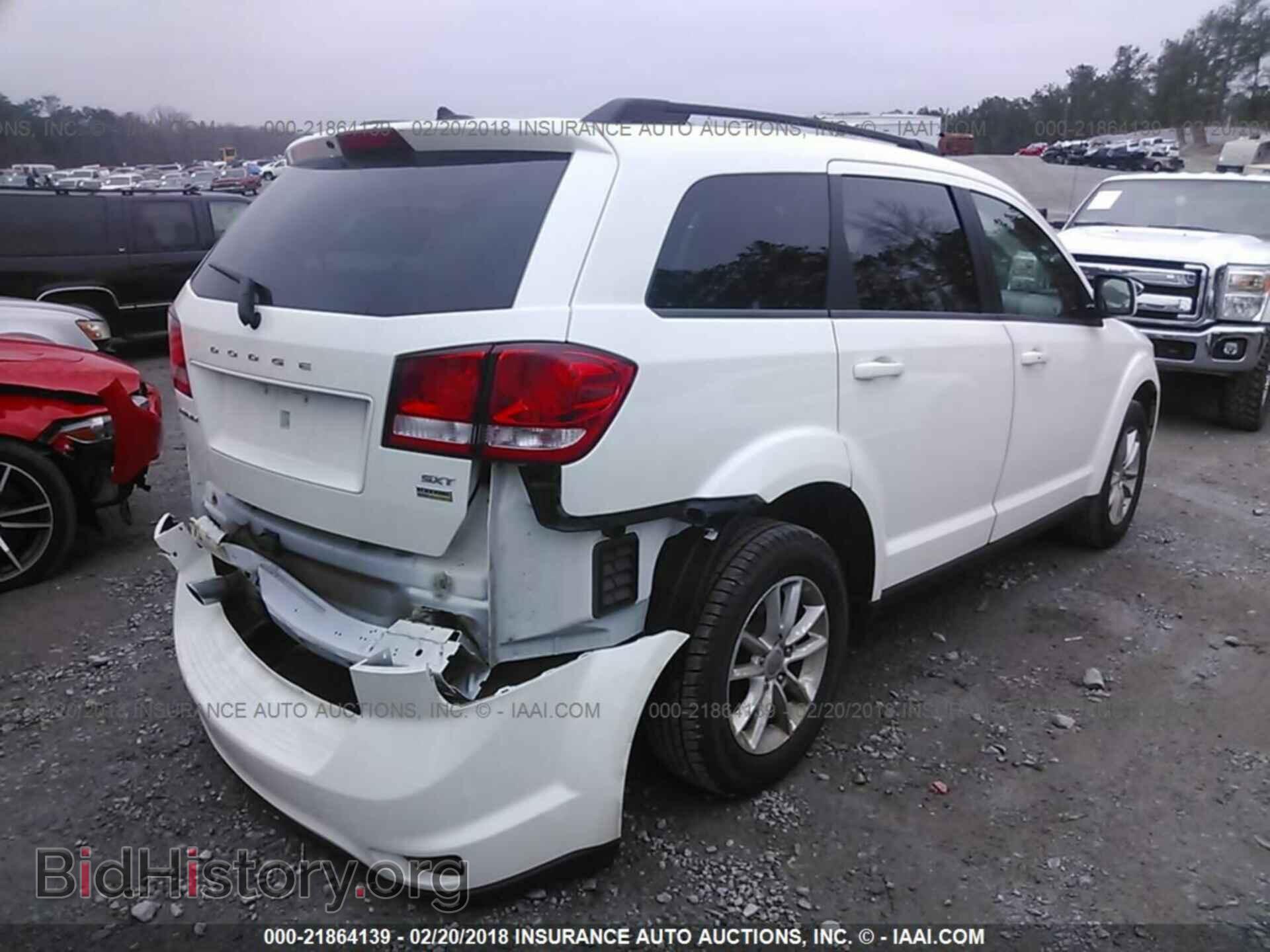 2017 Dodge Journey - VIN: 3C4PDCBG2HT533643 - Фото 4
