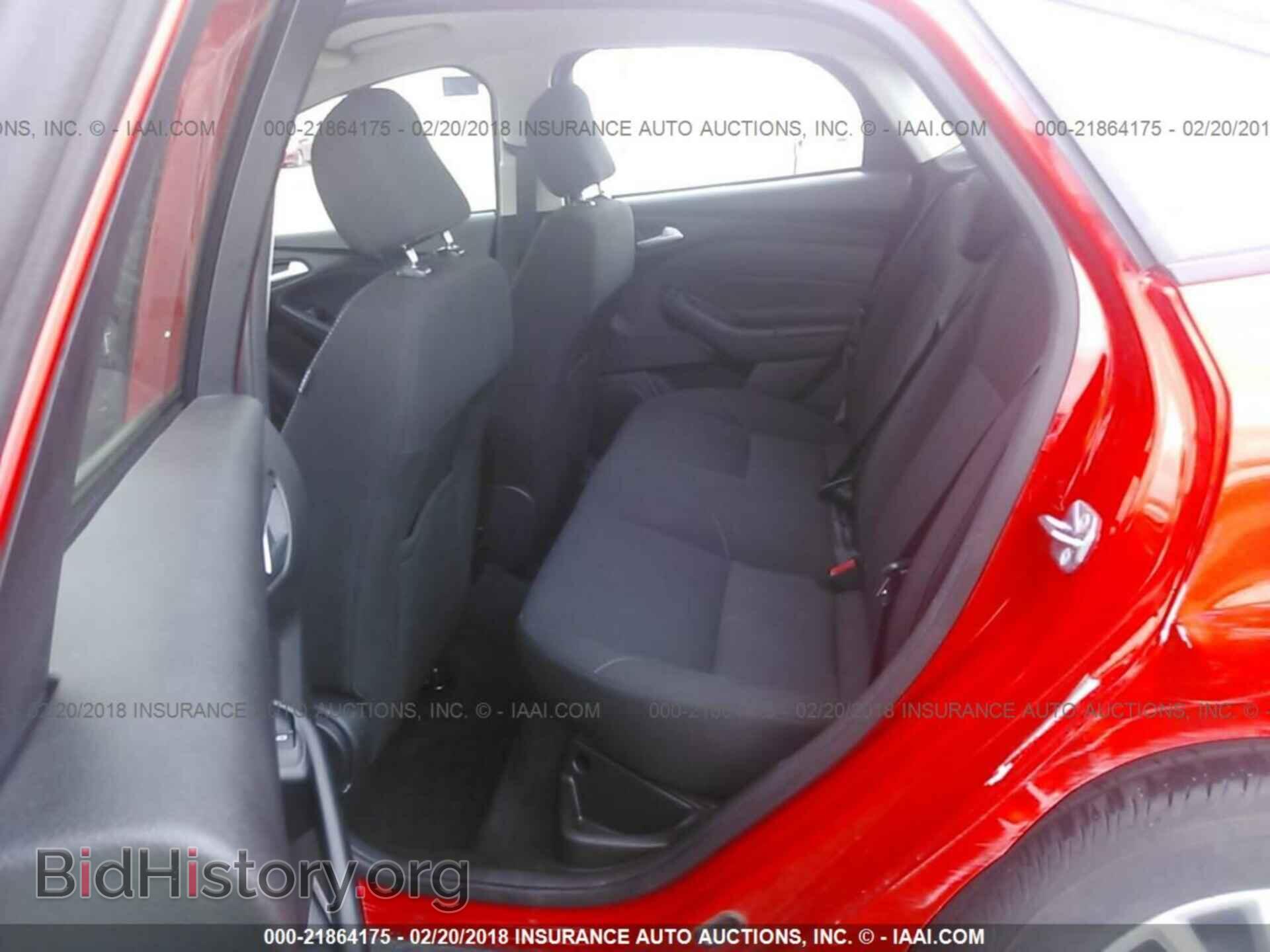 2017 Ford Focus - VIN: 1FADP3F27HL259124 - Photo 8