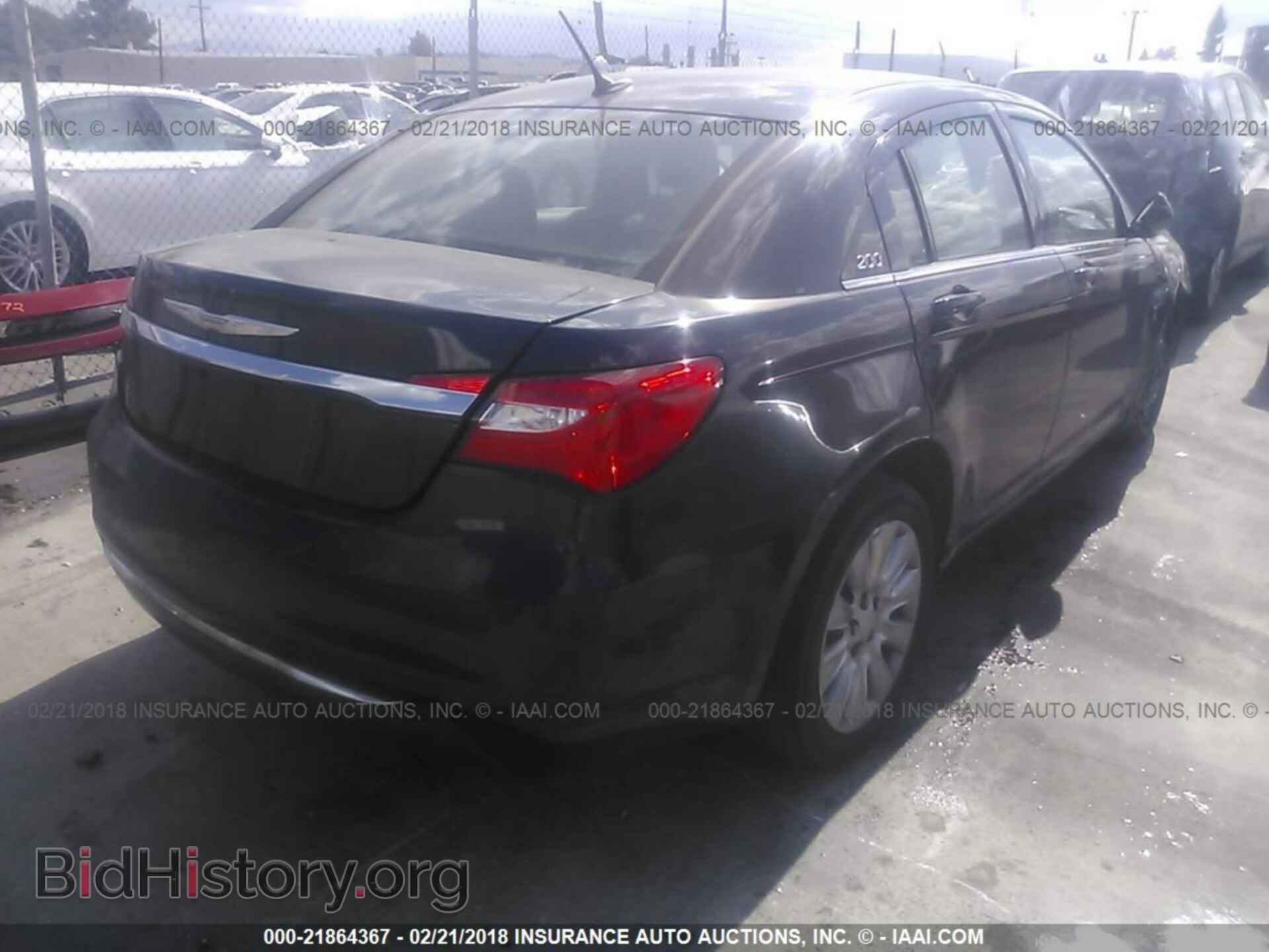 2014 Chrysler 200 - VIN: 1C3CCBAB4EN145332 - Фото 4