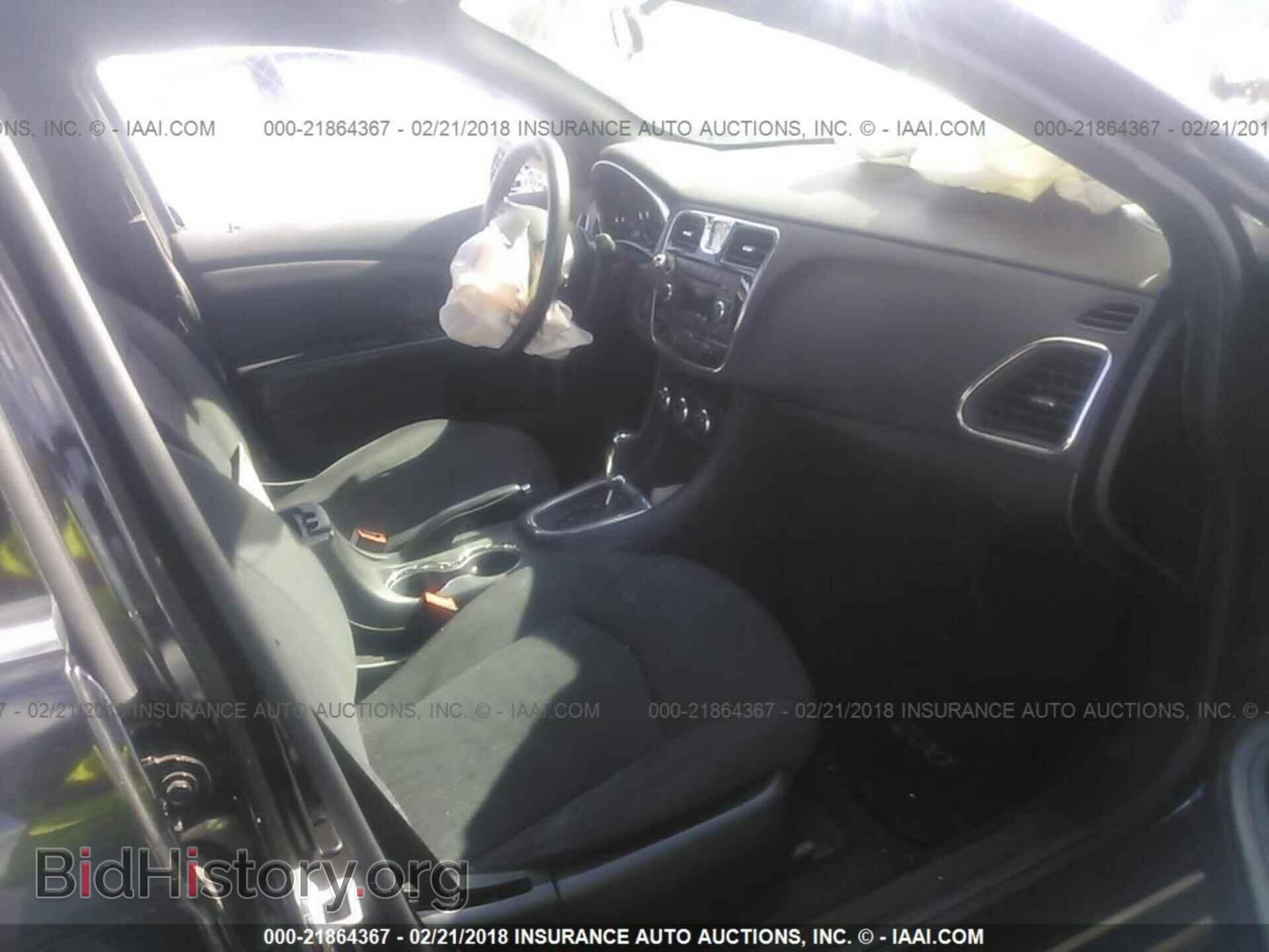 2014 Chrysler 200 - VIN: 1C3CCBAB4EN145332 - Фото 5