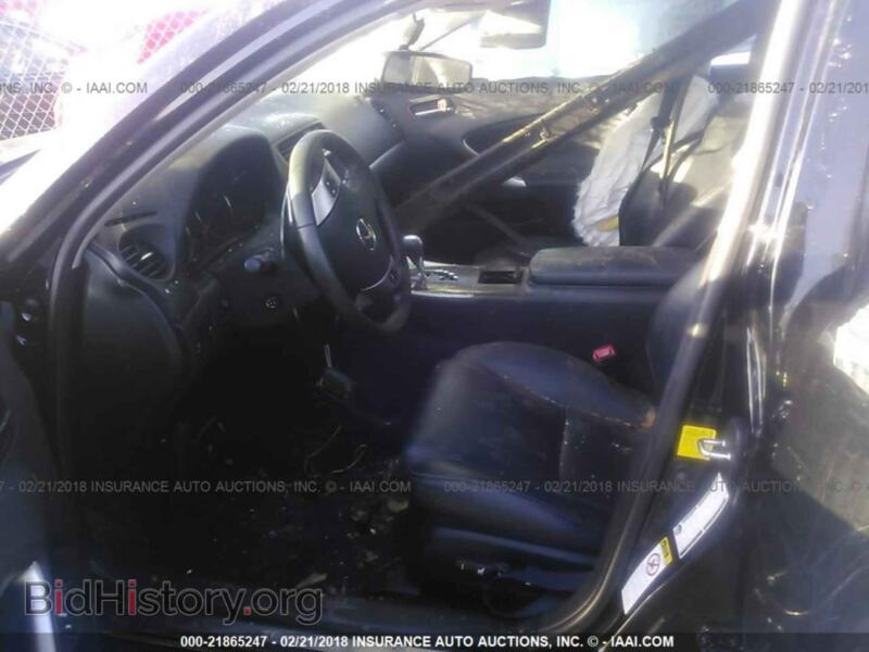 2013 Lexus IS (VIN JTHCF5C25D5063513) — photo 5 of 10