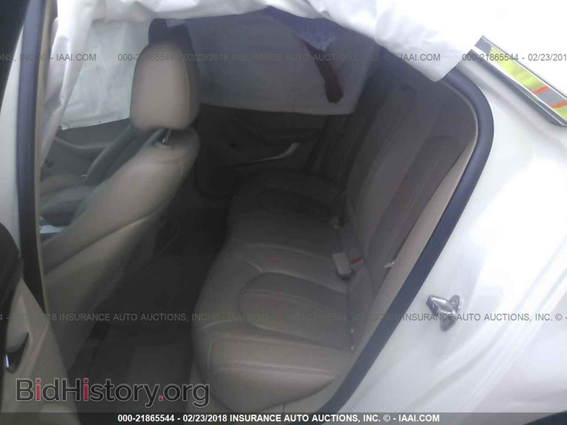 2013 Cadillac Cts - VIN: 1G6DE5E50D0105053 - Photo 8