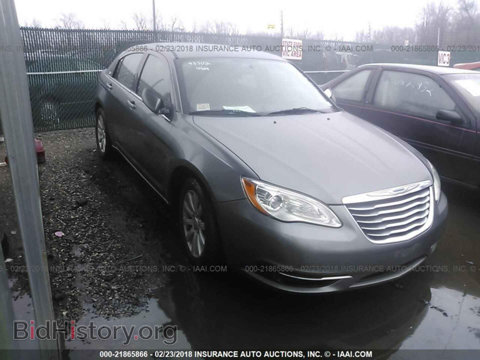 Фотография 1C3CCBBB1CN120898 - Chrysler 200 2012