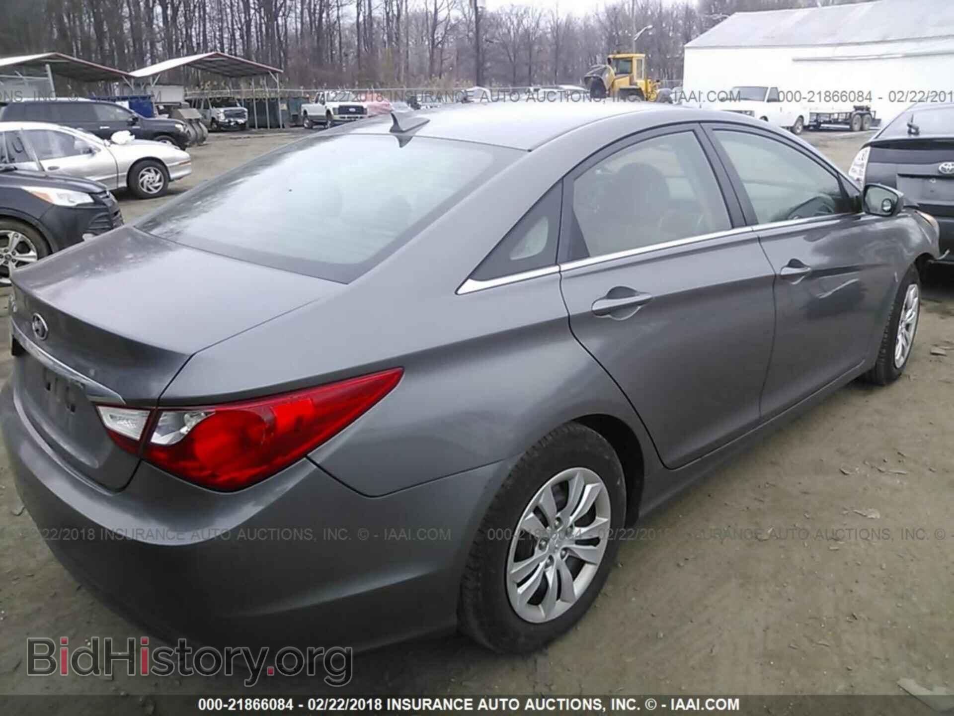 2012 Hyundai Sonata - VIN: 5NPEB4AC3CH436526 - Фото 4