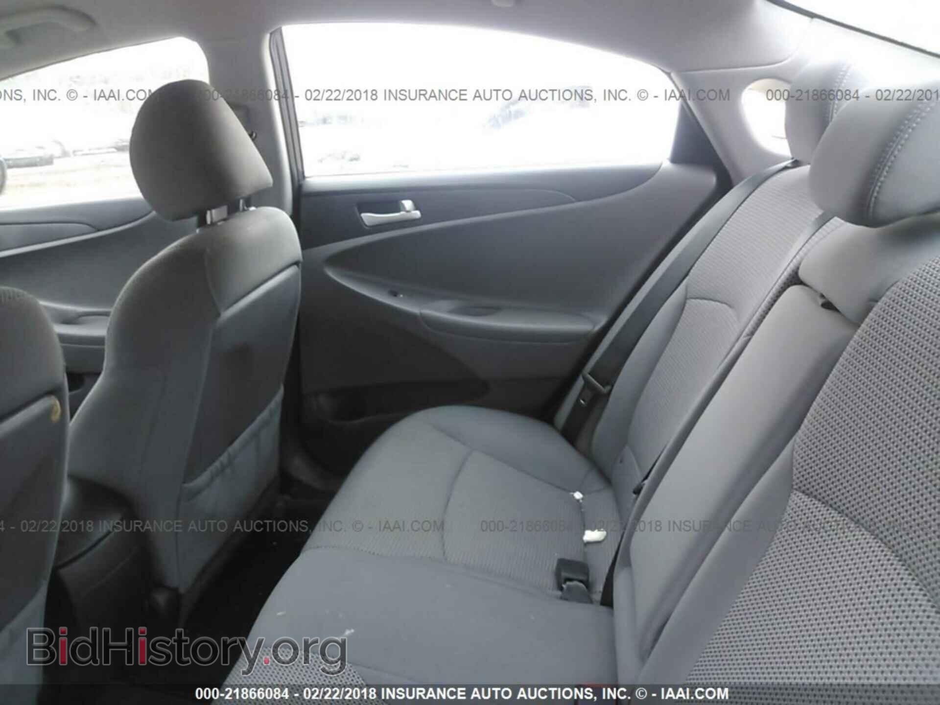 2012 Hyundai Sonata - VIN: 5NPEB4AC3CH436526 - Фото 8
