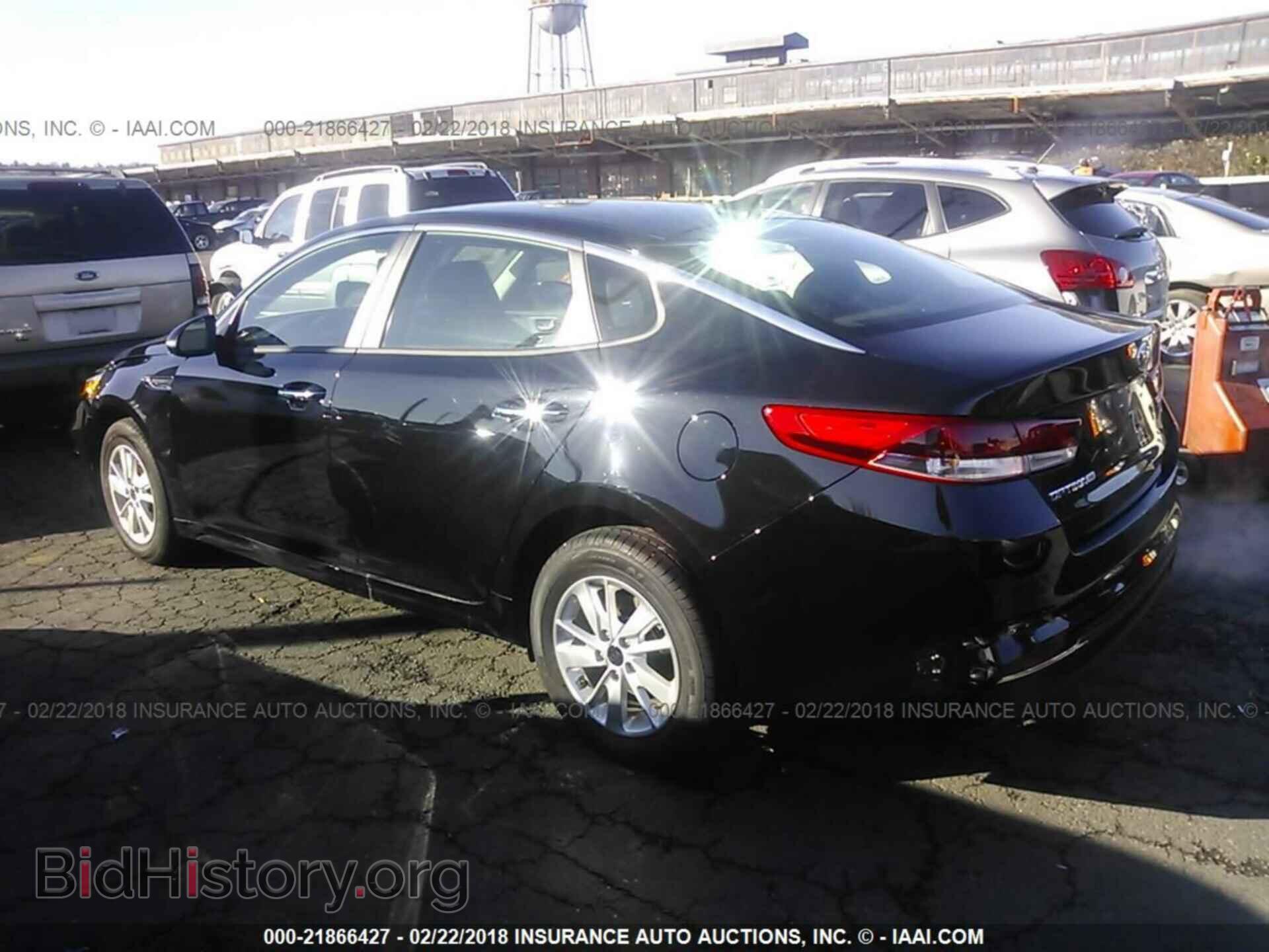 2016 Kia Optima - VIN: KNAGT4L39G5111031 - Фото 3