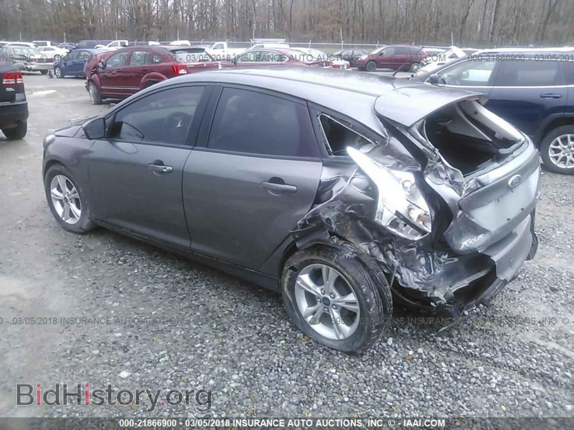 2014 Ford Focus - VIN: 1FADP3K21EL165693 - Фото 3