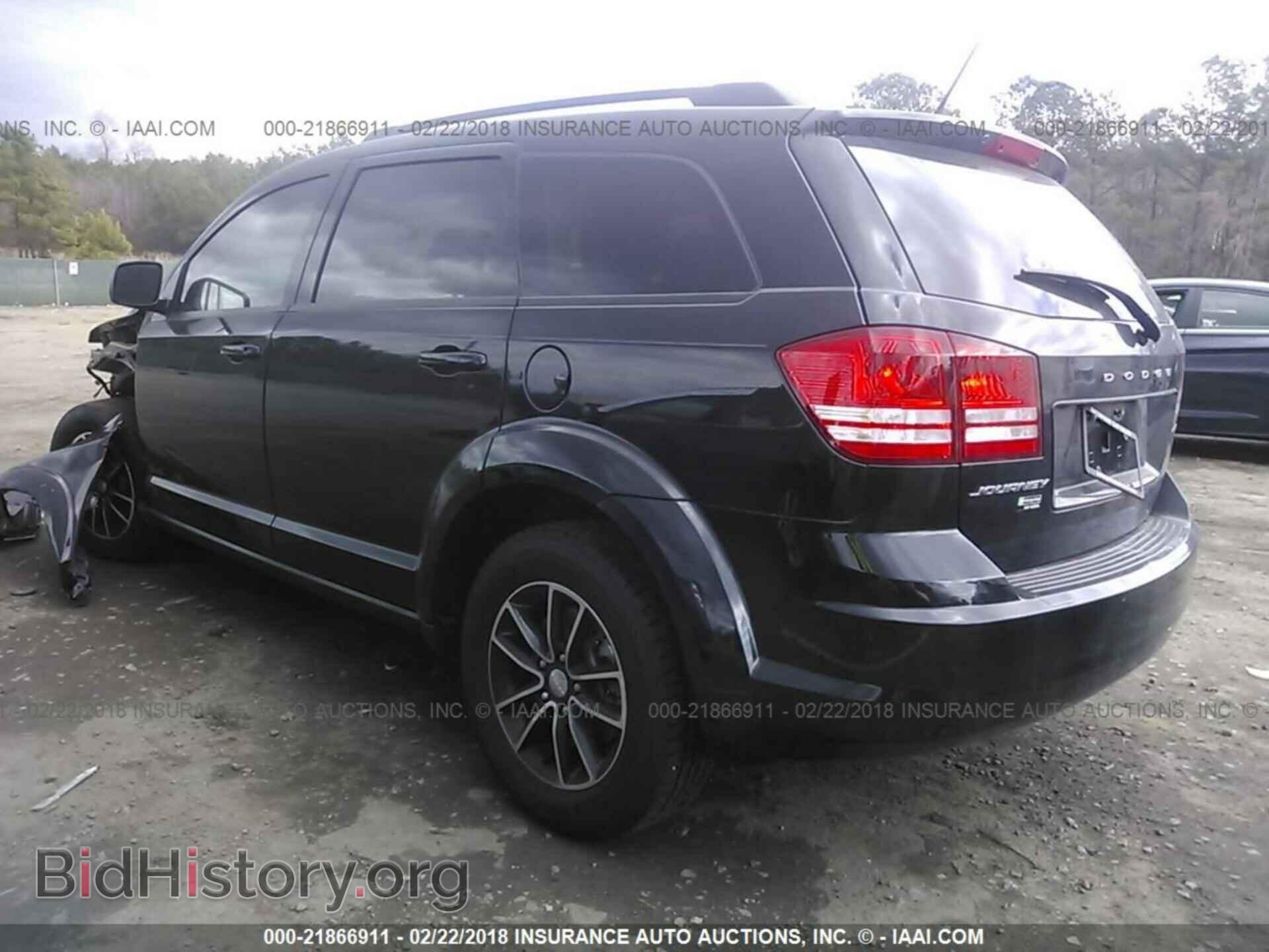 2017 Dodge Journey - VIN: 3C4PDCAB1HT602893 - Photo 3