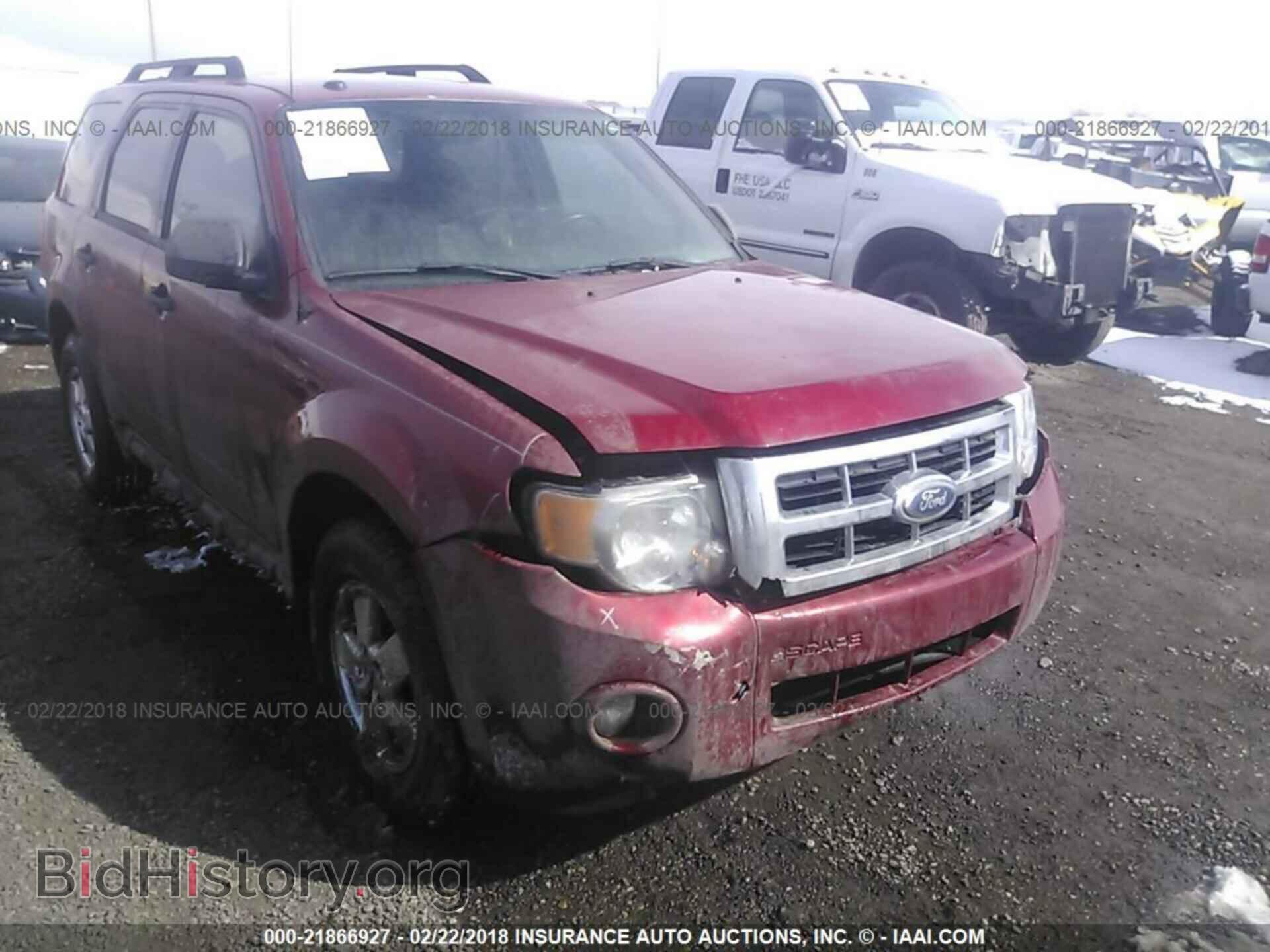 2011 Ford Escape - VIN: 1FMCU0DG1BKB72128 - Фото 6