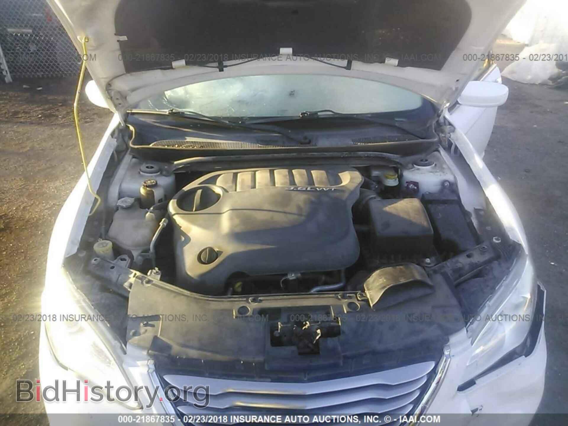 2013 Chrysler 200 - VIN: 1C3CCBBG6DN528651 - Photo 10