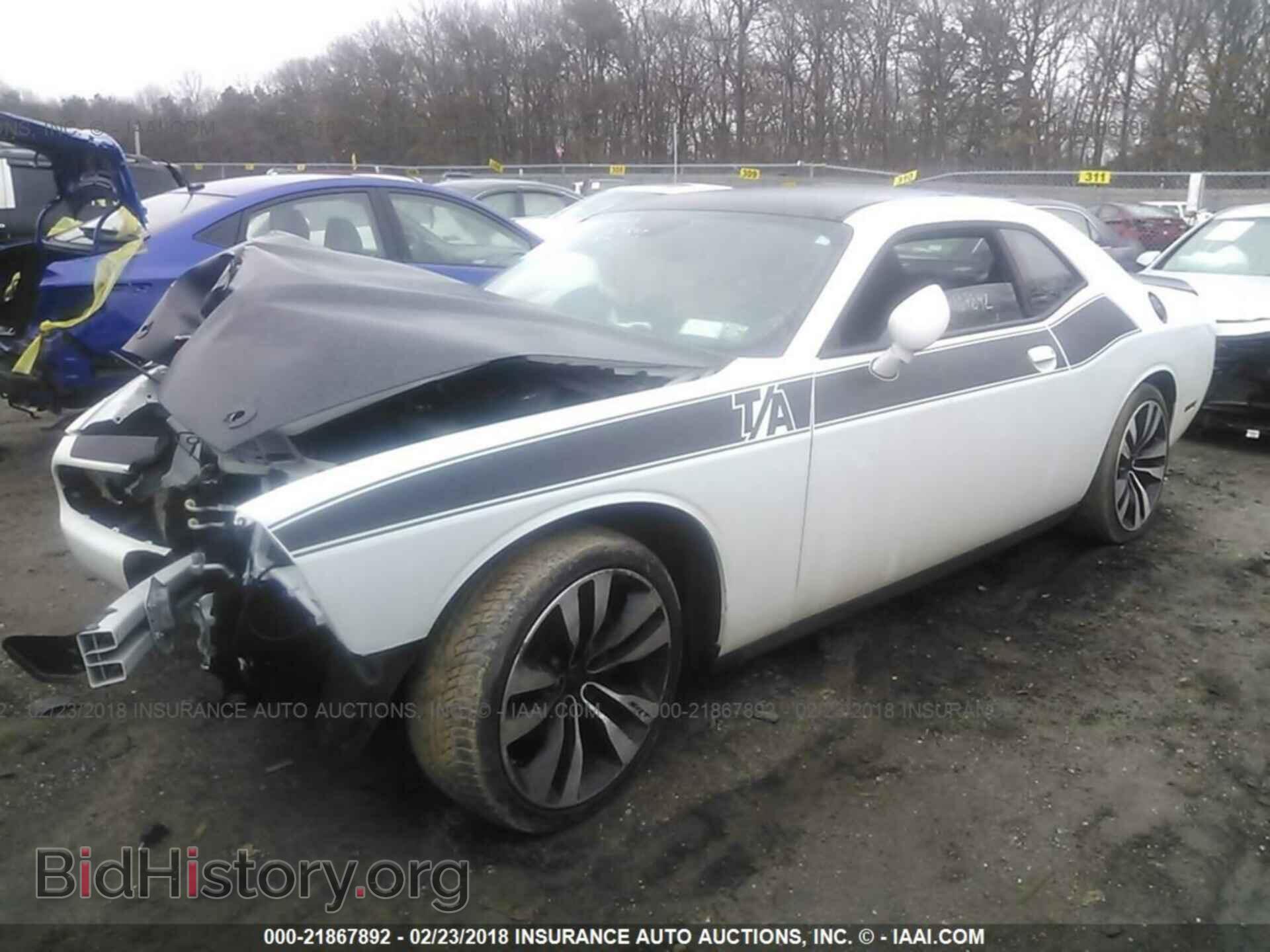 2017 Dodge Challenger - VIN: 2C3CDZBT3HH532156 - Фото 2