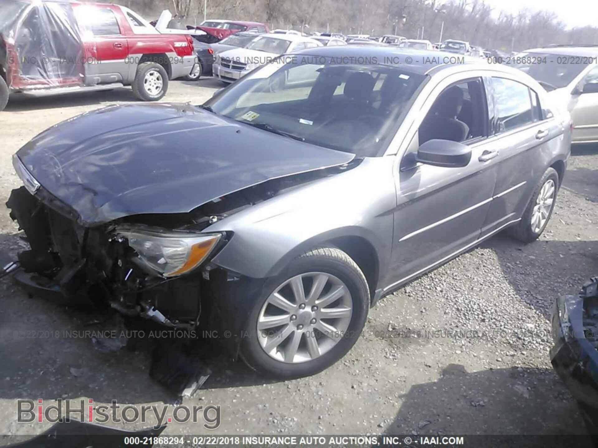 2012 Chrysler 200 - VIN: 1C3CCBBB3CN205161 - Photo 2