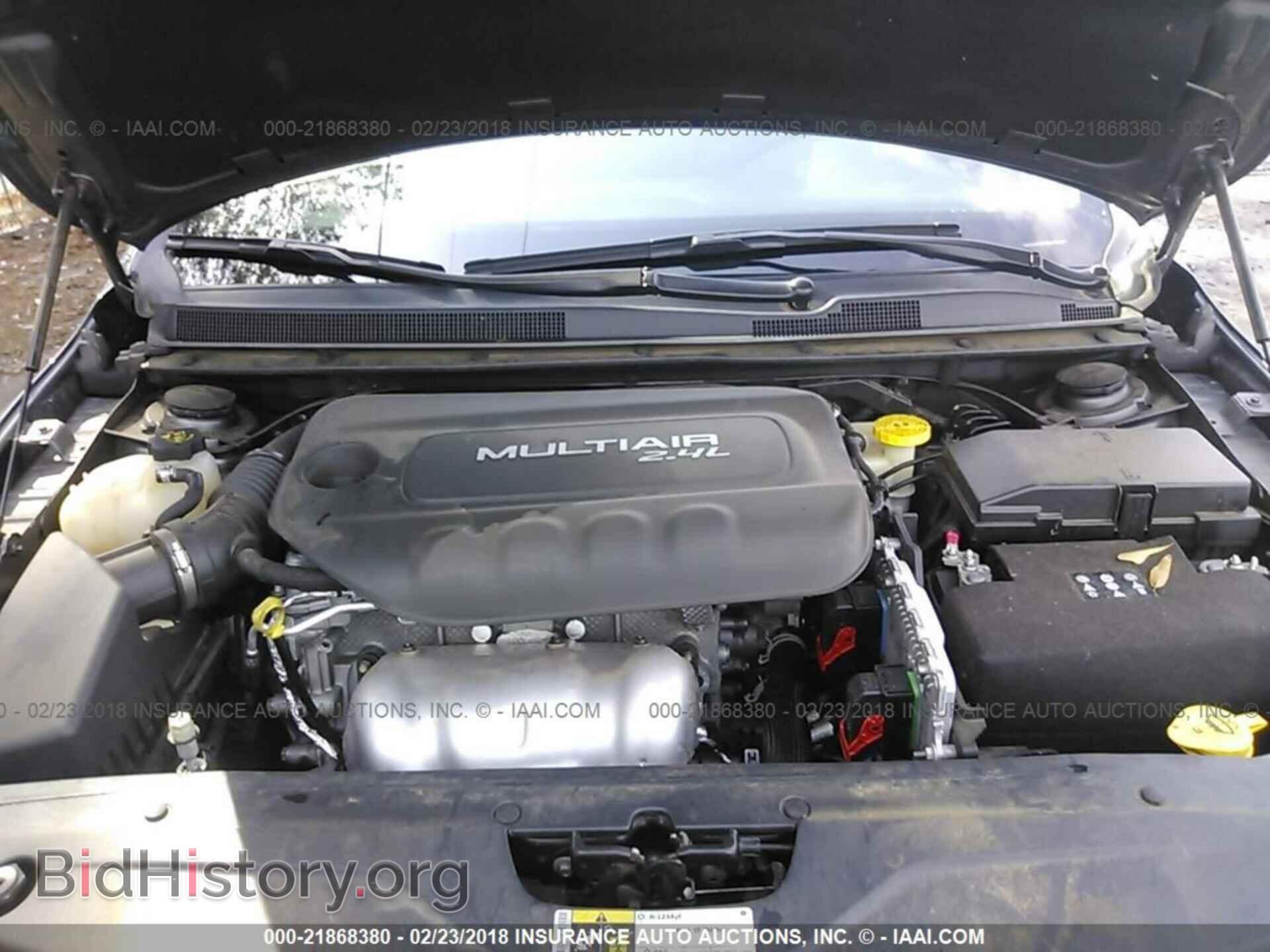 2015 Chrysler 200 - VIN: 1C3CCCBB5FN660104 - Фото 10