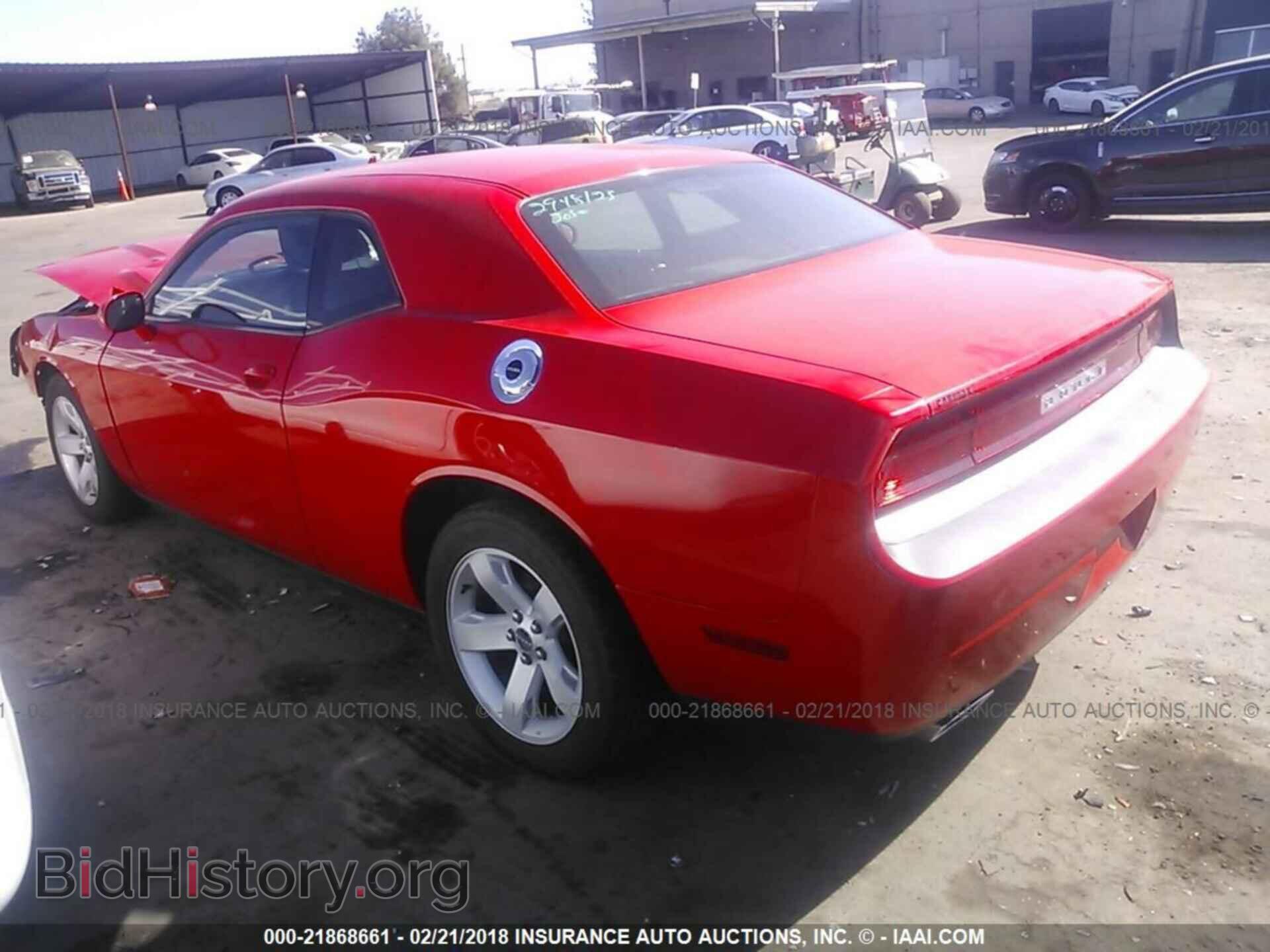 2014 Dodge Challenger - VIN: 2C3CDYAG4EH313118 - Photo 3