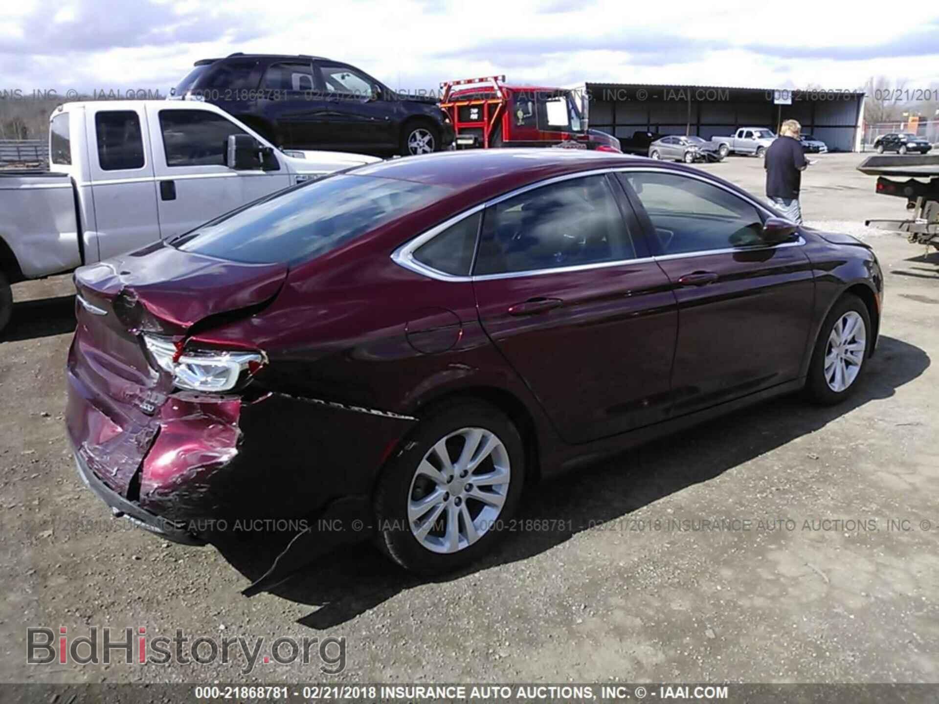 2016 Chrysler 200 - VIN: 1C3CCCAB6GN103897 - Фото 4