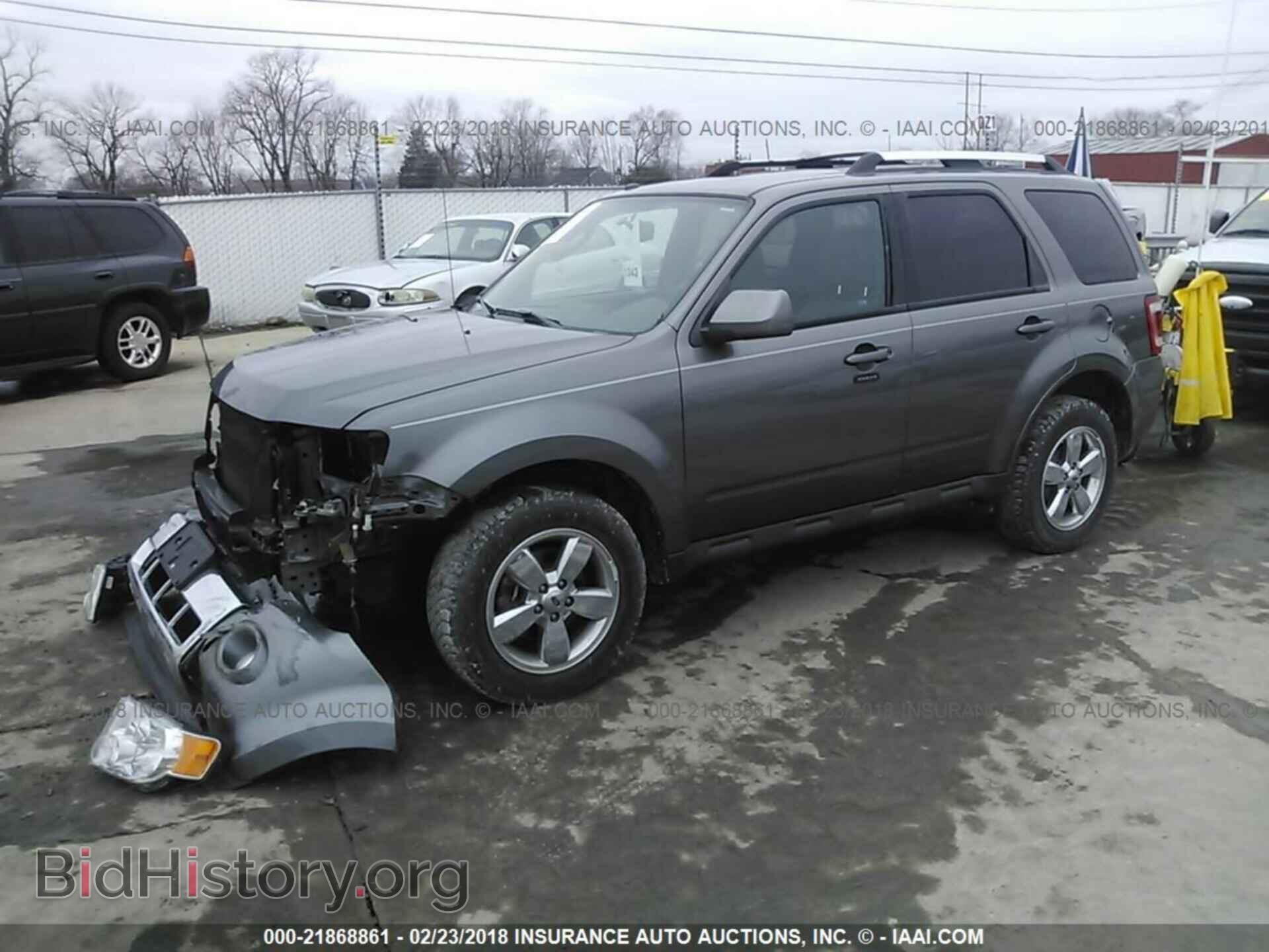 2012 Ford Escape - VIN: 1FMCU0EG4CKC05557 - Фото 2