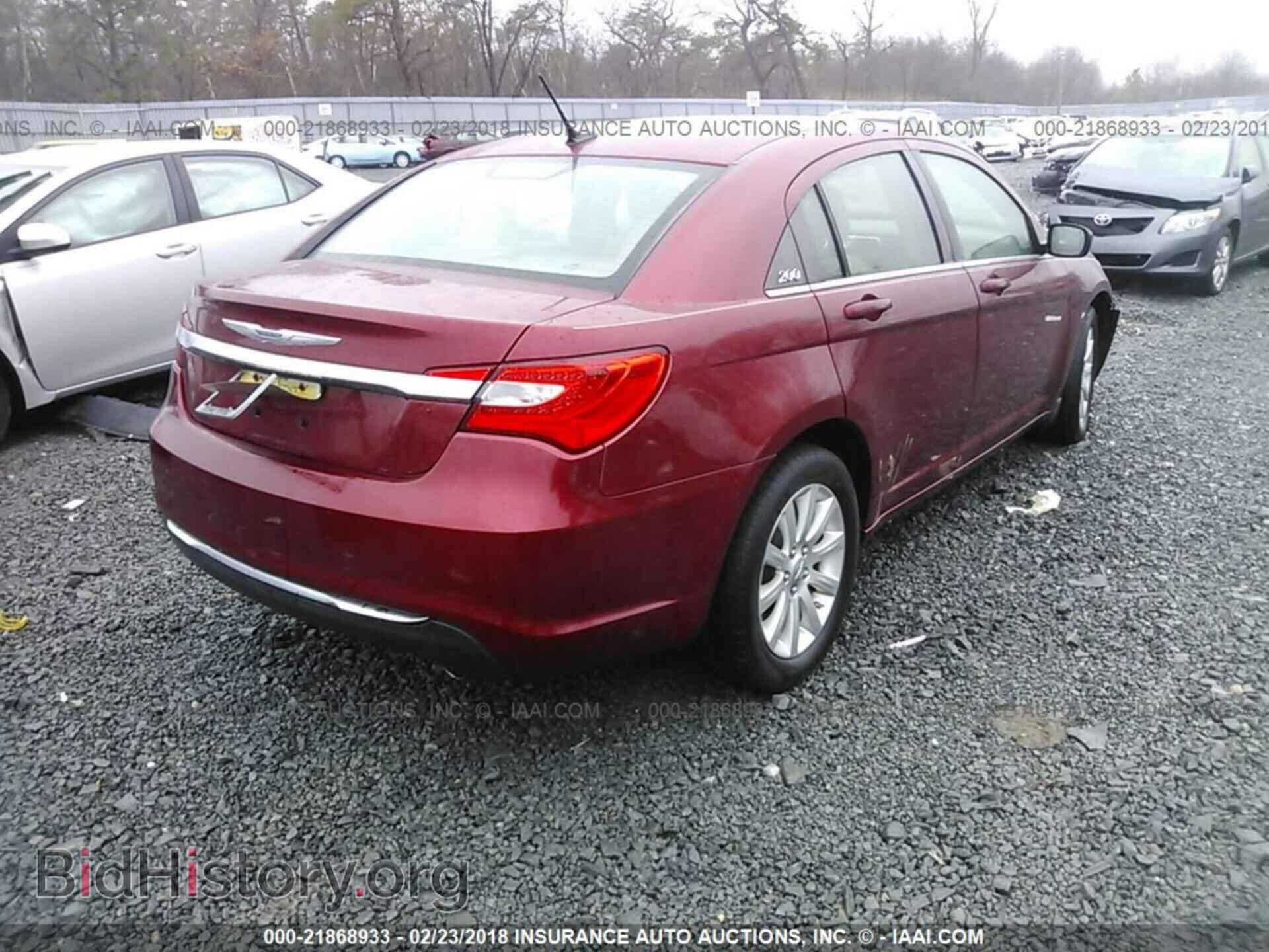 2012 Chrysler 200 - VIN: 1C3CCBBG4CN107171 - Фото 4