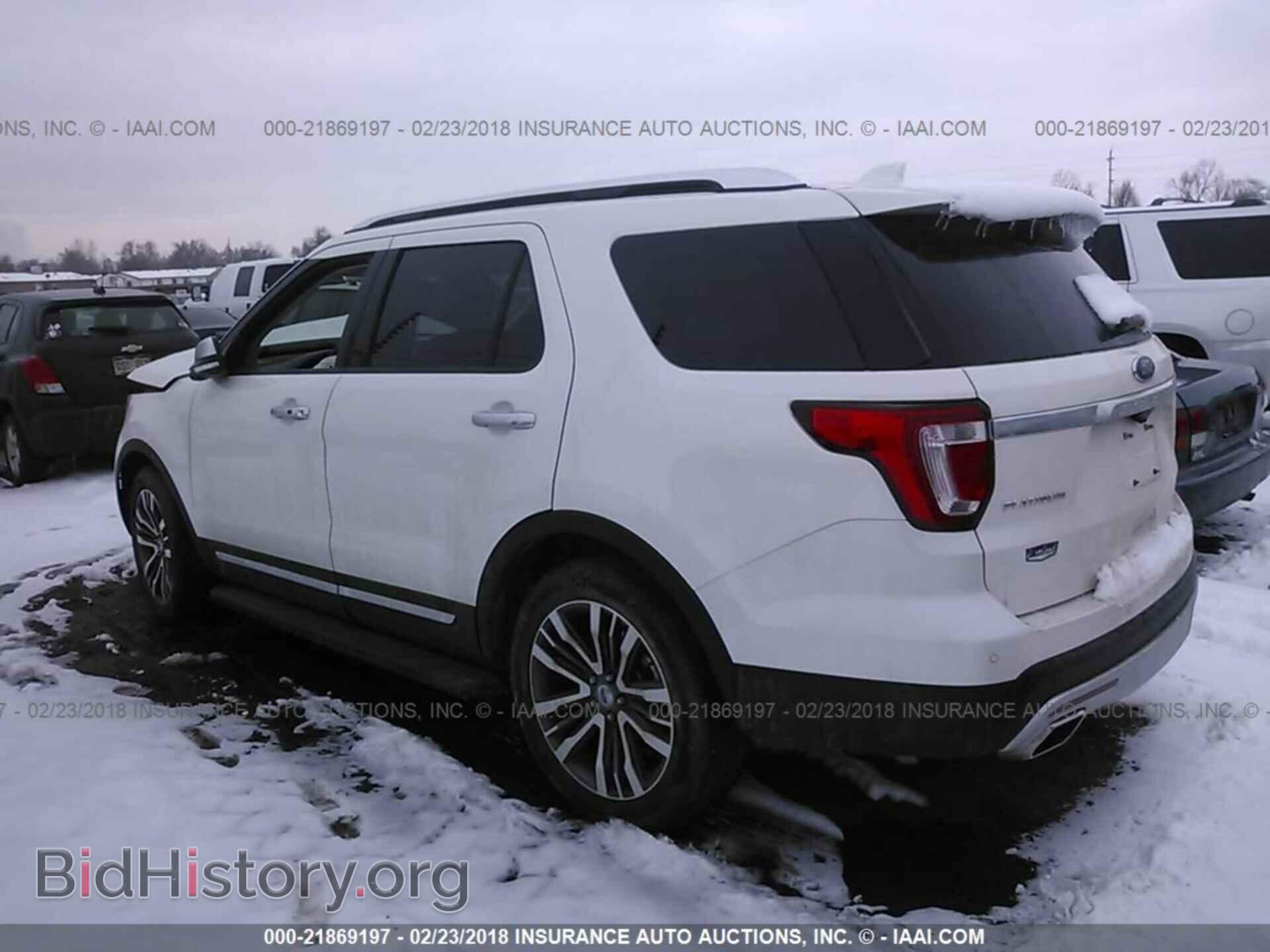 2017 Ford Explorer - VIN: 1FM5K8HT5HGE11647 - Photo 3