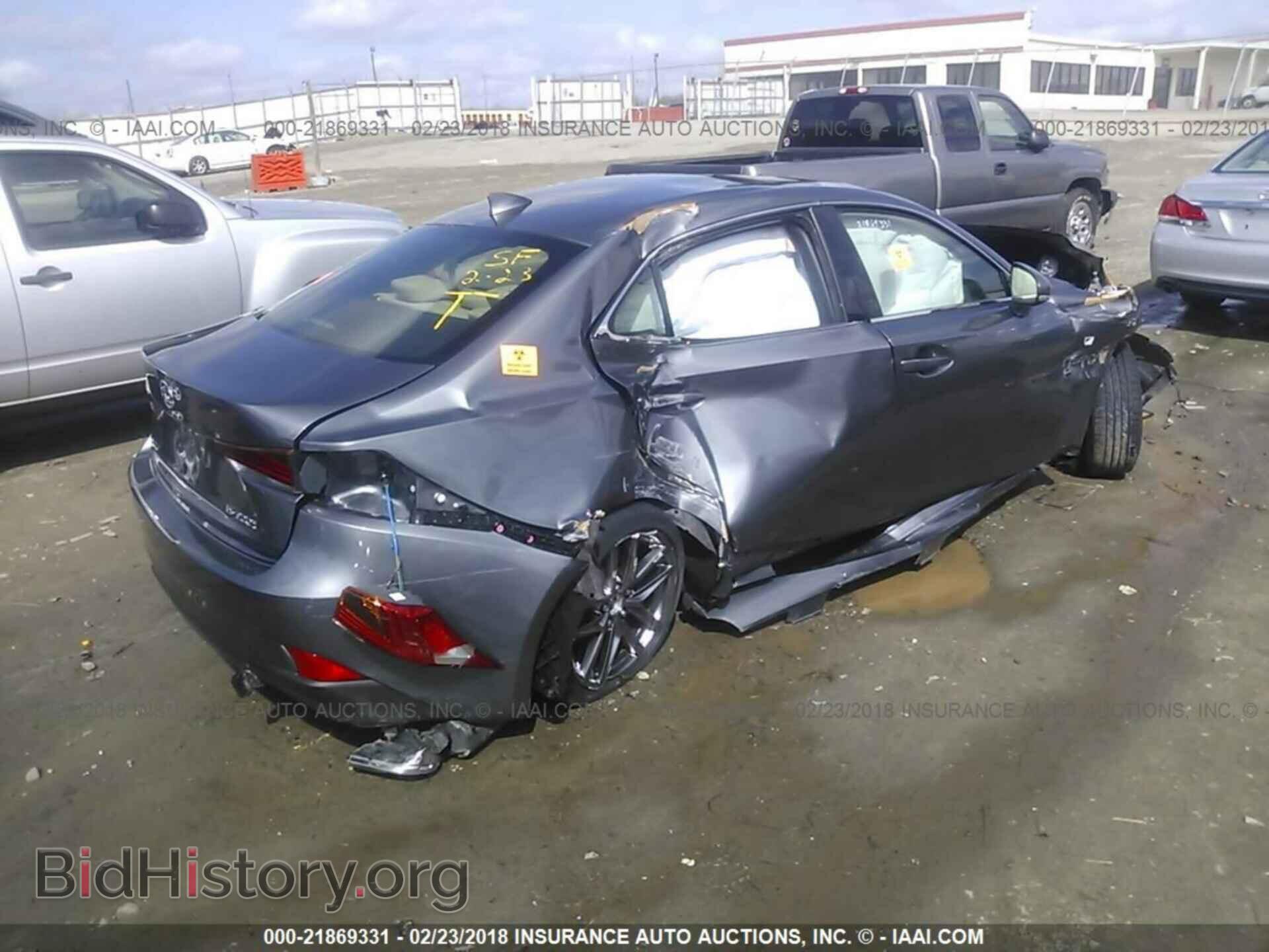2017 Lexus Is - VIN: JTHBA1D2XH5047105 - Фото 4