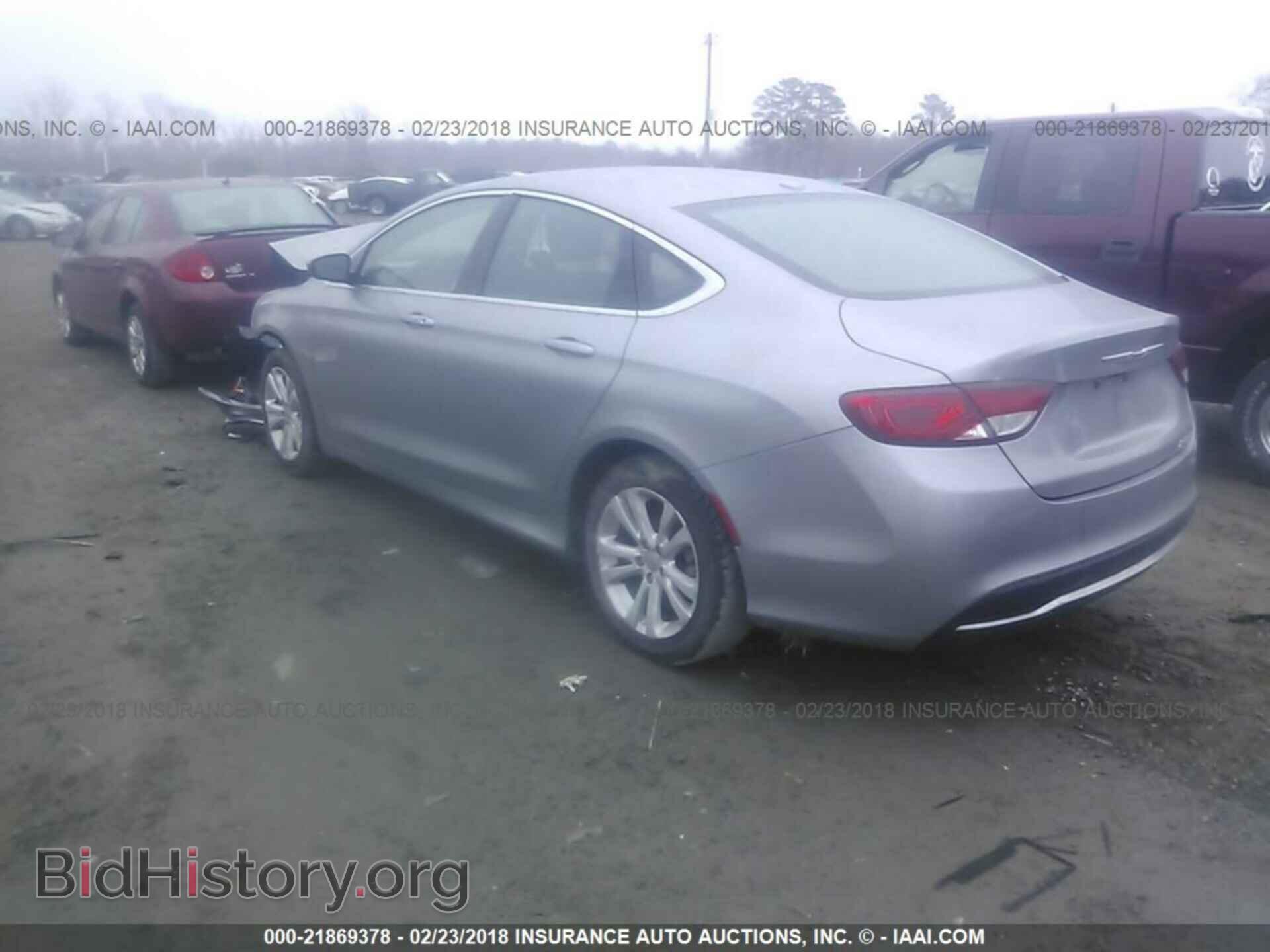 2015 Chrysler 200 - VIN: 1C3CCCAB2FN728568 - Photo 3