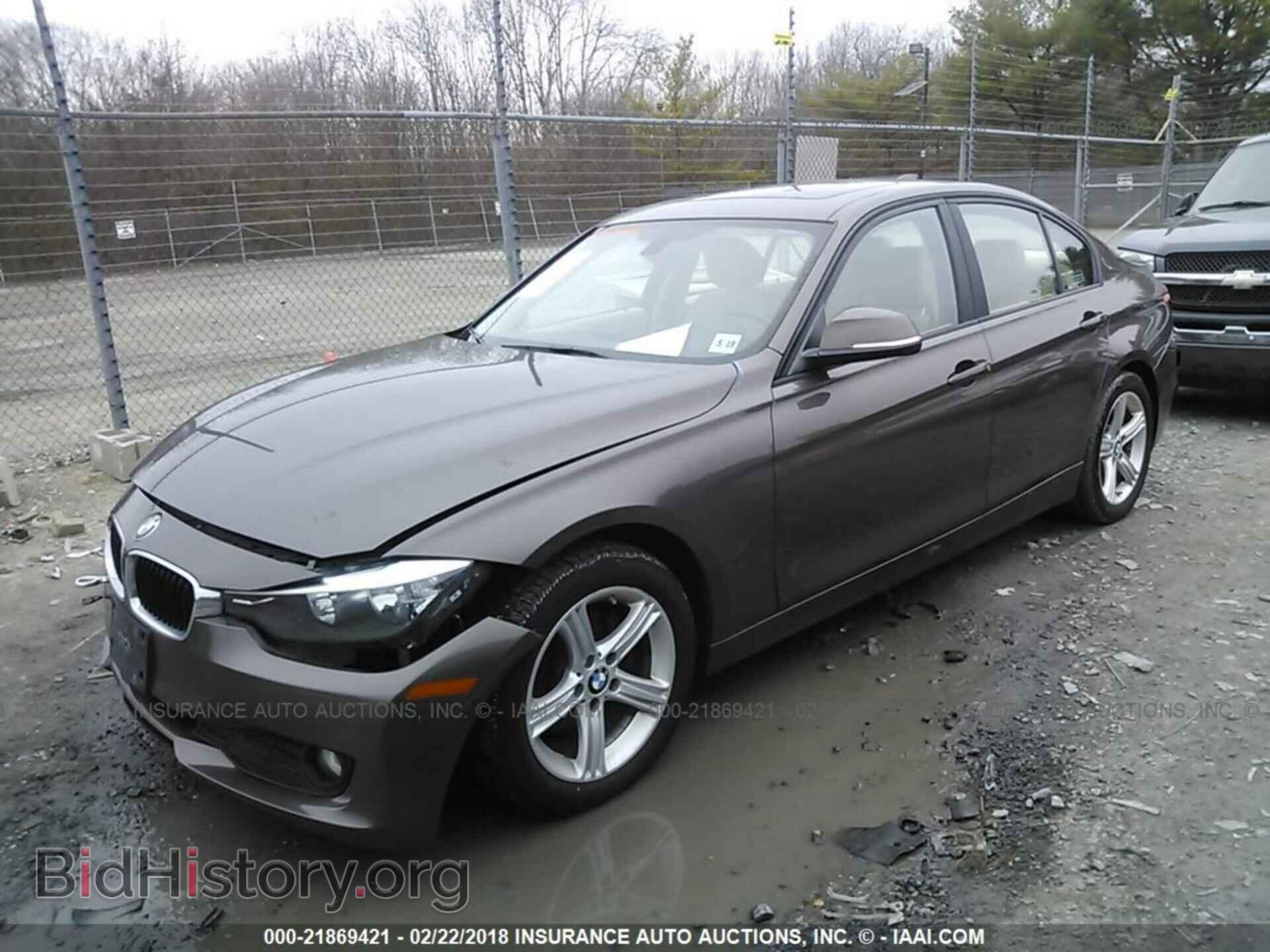2014 BMW 320 - VIN: WBA3C3G53ENS68295 - Photo 2