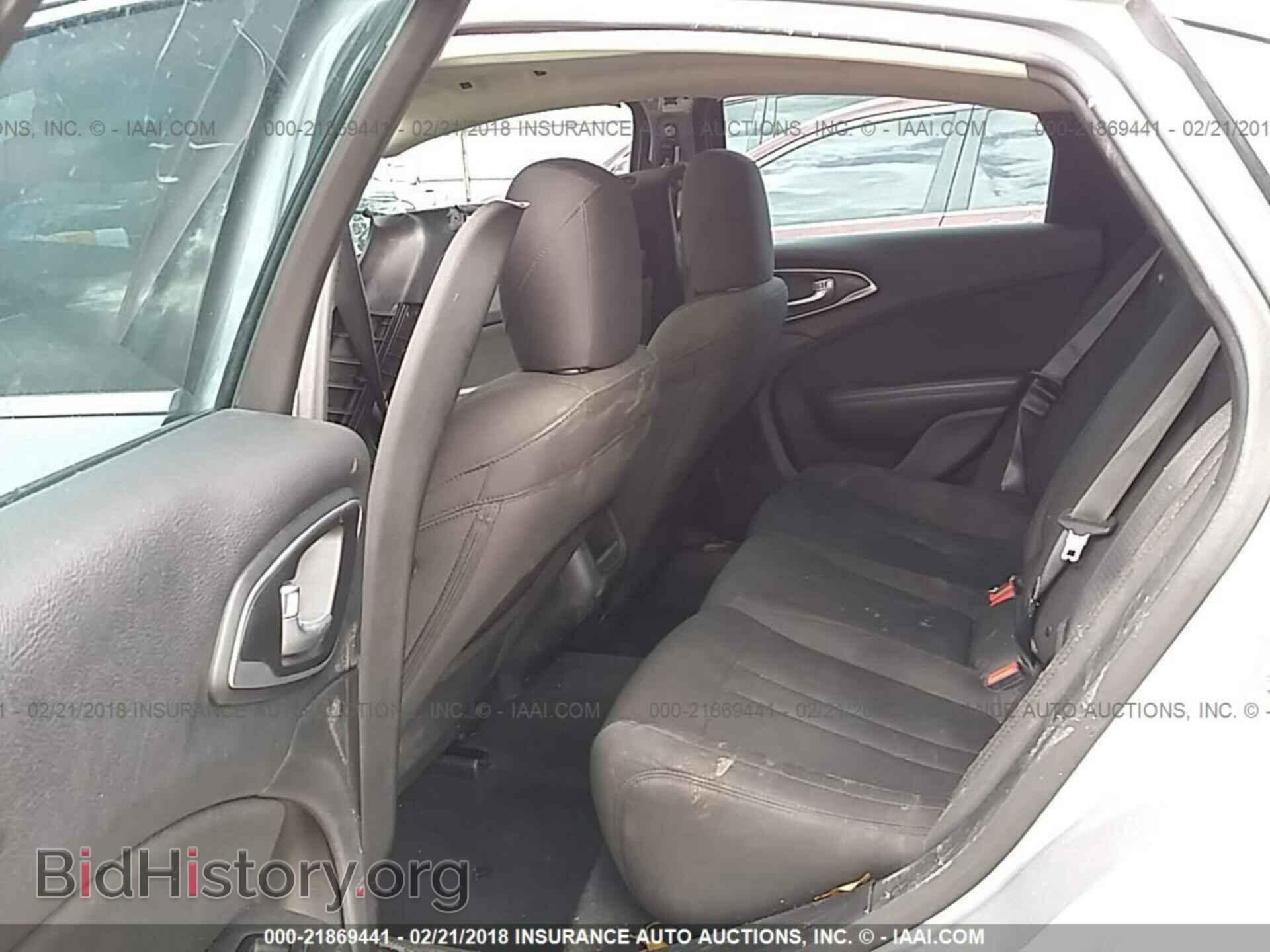 2015 Chrysler 200 - VIN: 1C3CCCAB4FN657311 - Фото 8