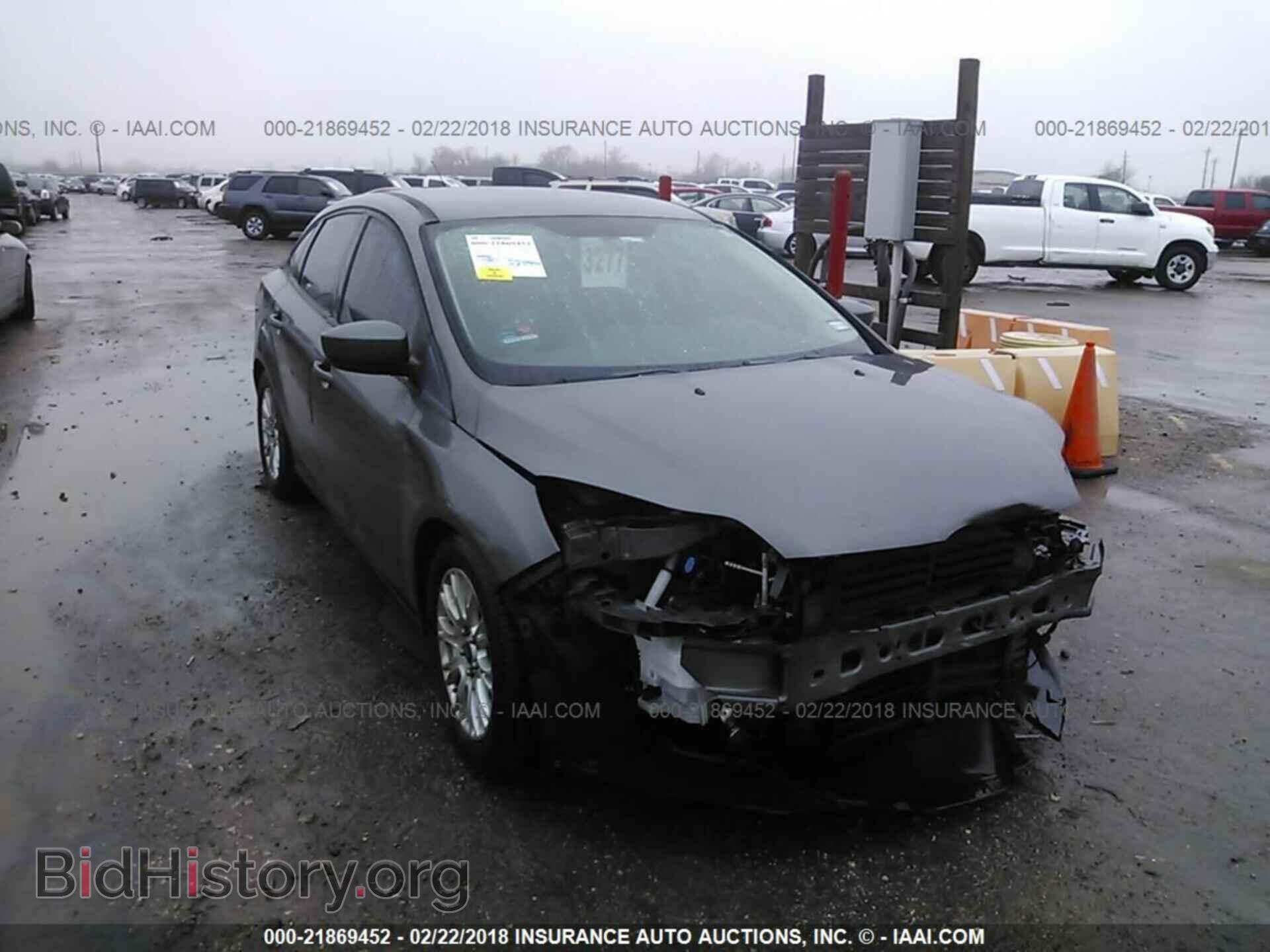 Photo 1FAHP3F28CL211271 - Ford Focus 2012