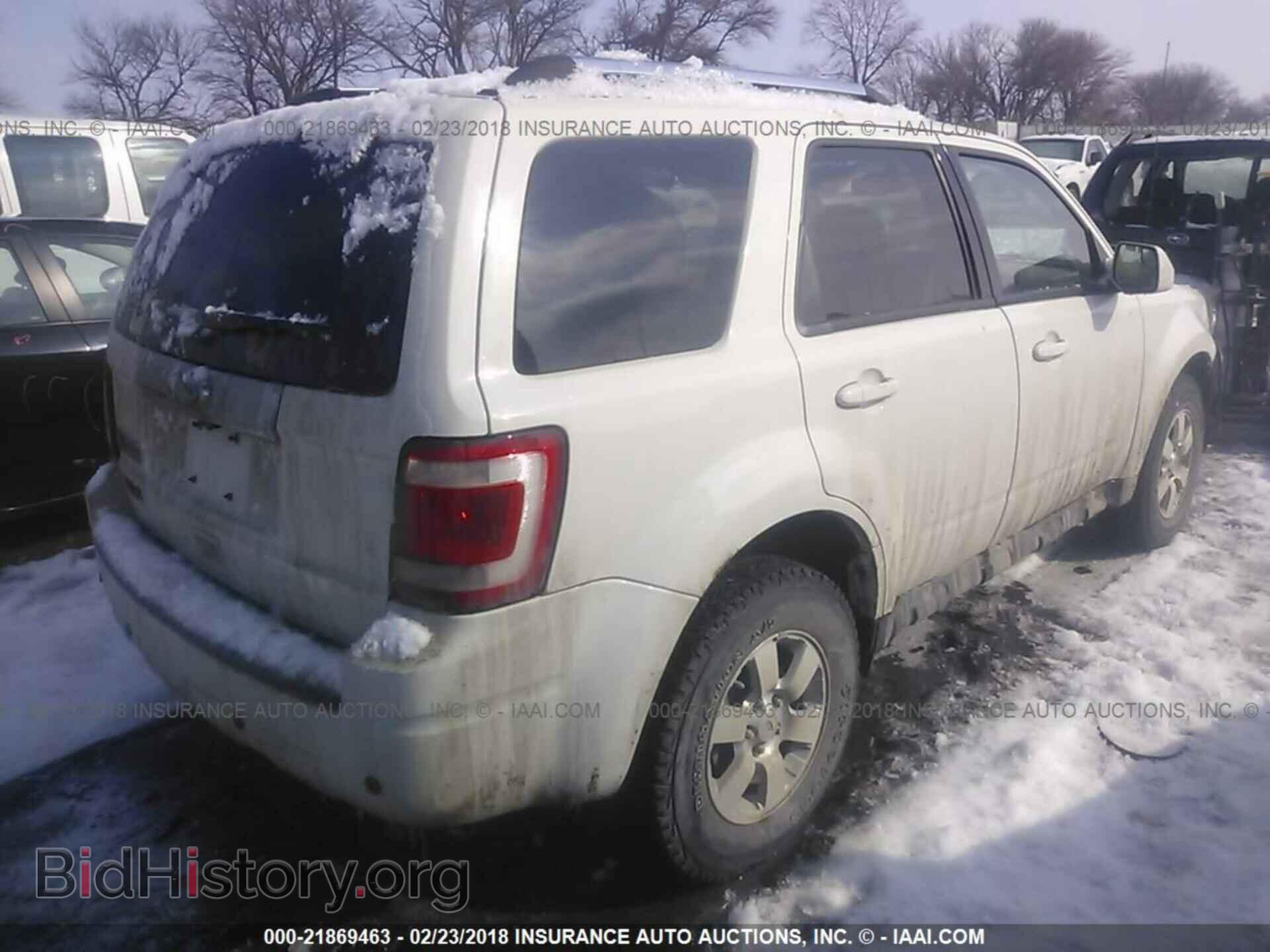 2011 Ford Escape - VIN: 1FMCU9E76BKB30167 - Photo 4