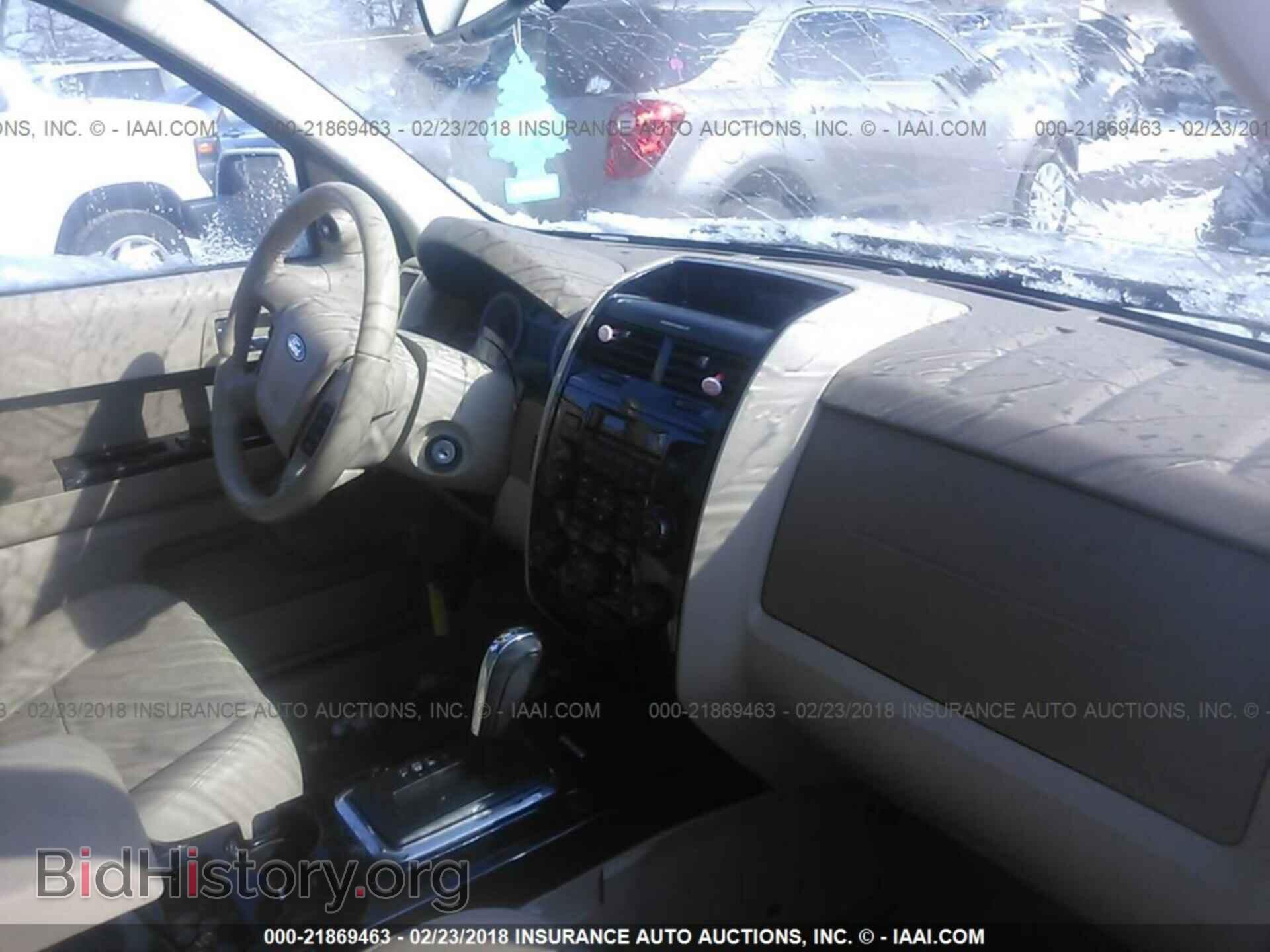 2011 Ford Escape - VIN: 1FMCU9E76BKB30167 - Photo 5