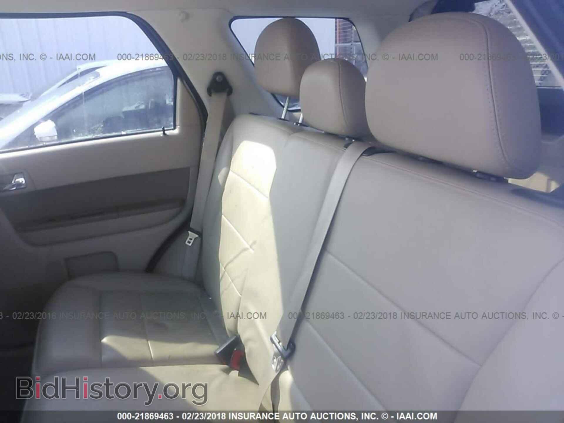 2011 Ford Escape - VIN: 1FMCU9E76BKB30167 - Photo 8