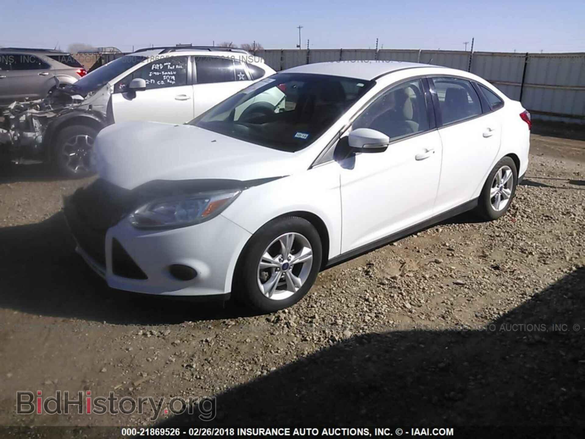 2014 Ford Focus - VIN: 1FADP3F21EL208665 - Photo 2